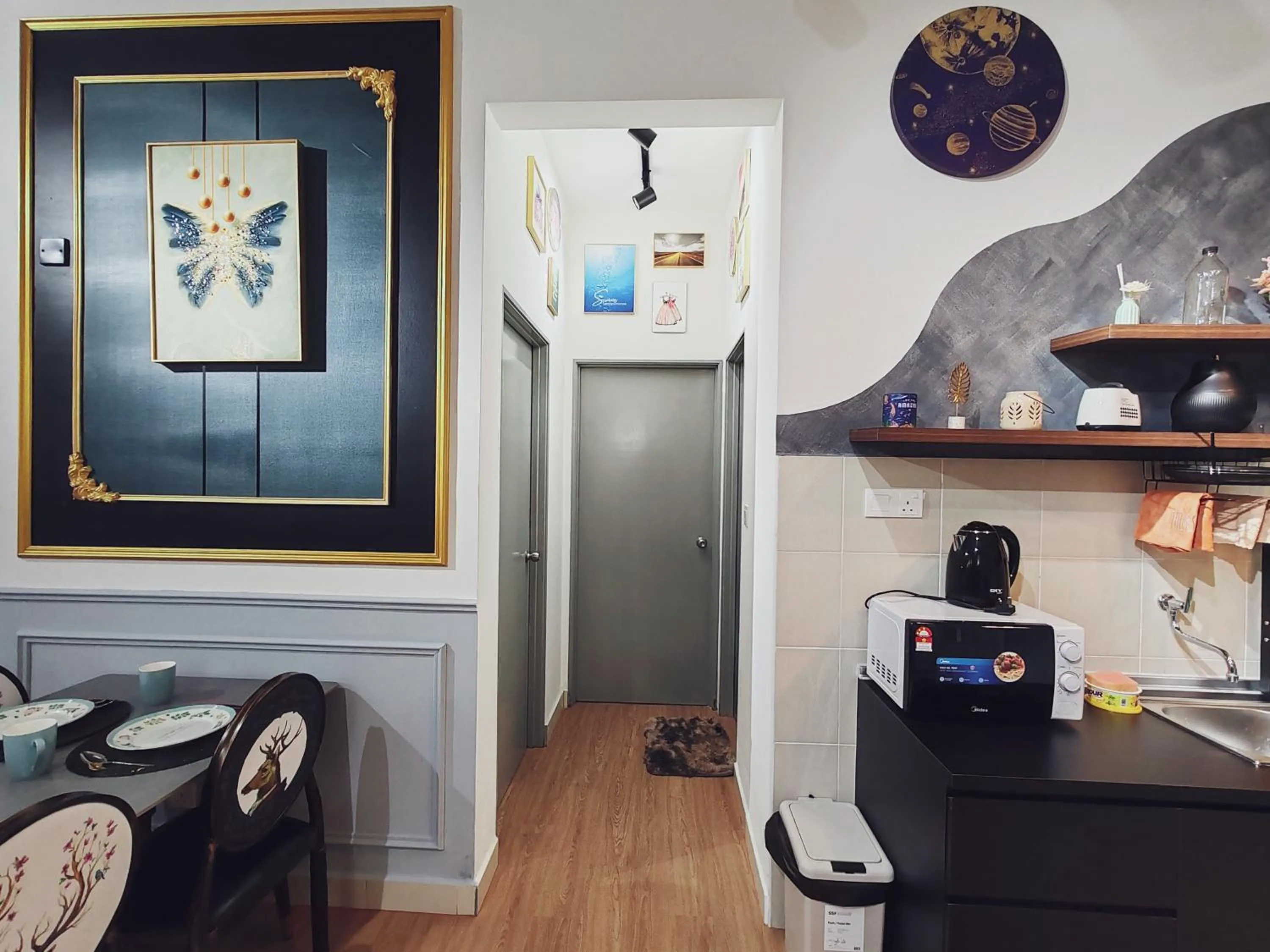 Moon Classic Falim by Irainbow