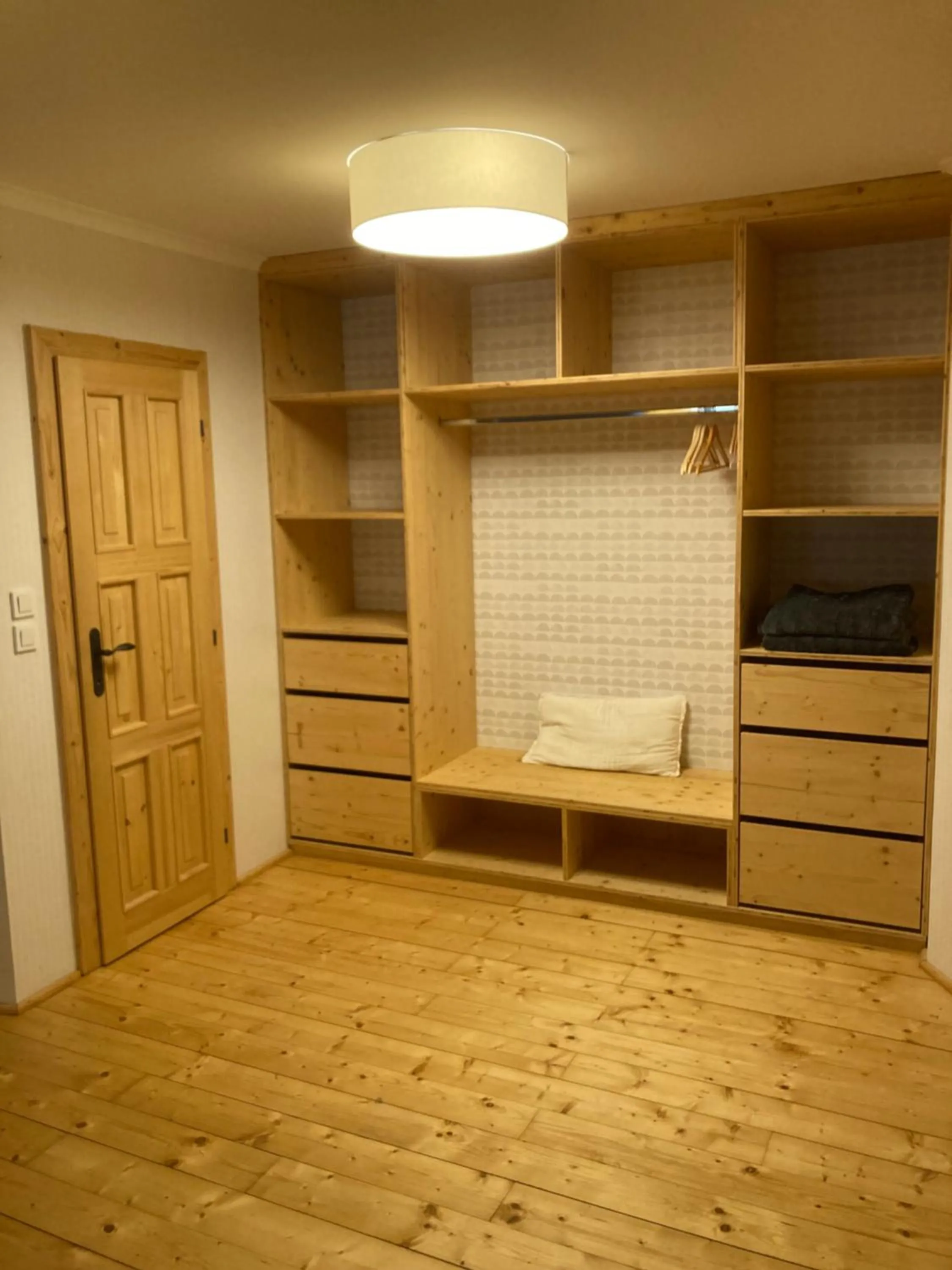 wardrobe in Apartmány Štěpánkova 85