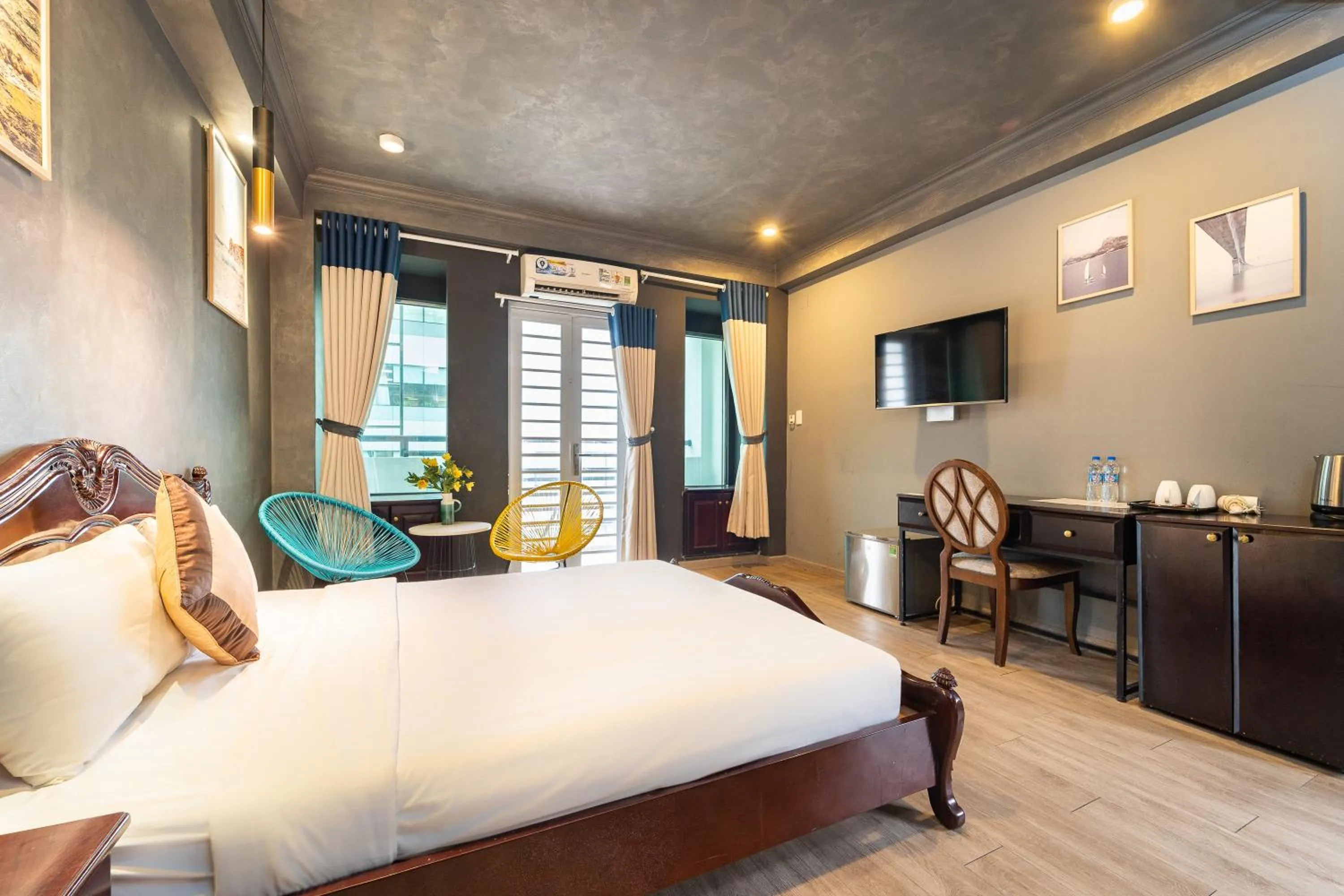 Photo of the whole room, Bed in Happy Homes Ben Thanh Central