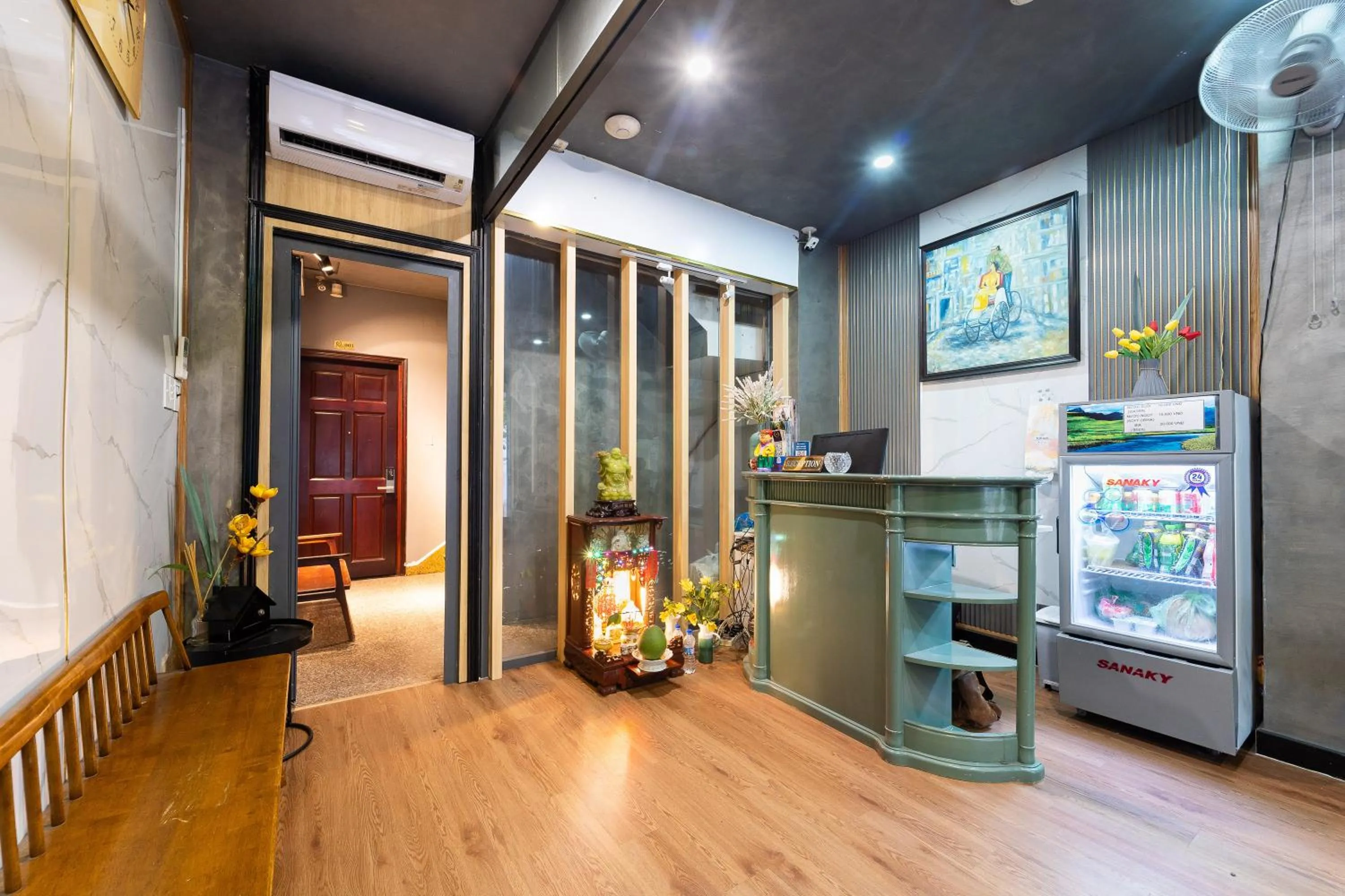 concierge in Happy Homes Ben Thanh Central