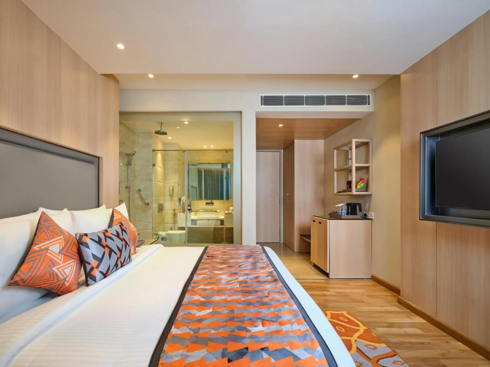 Communal lounge/ TV room, Bed in Fortune Inn Heritage Walk Amritsar - Member ITC Hotels' Group