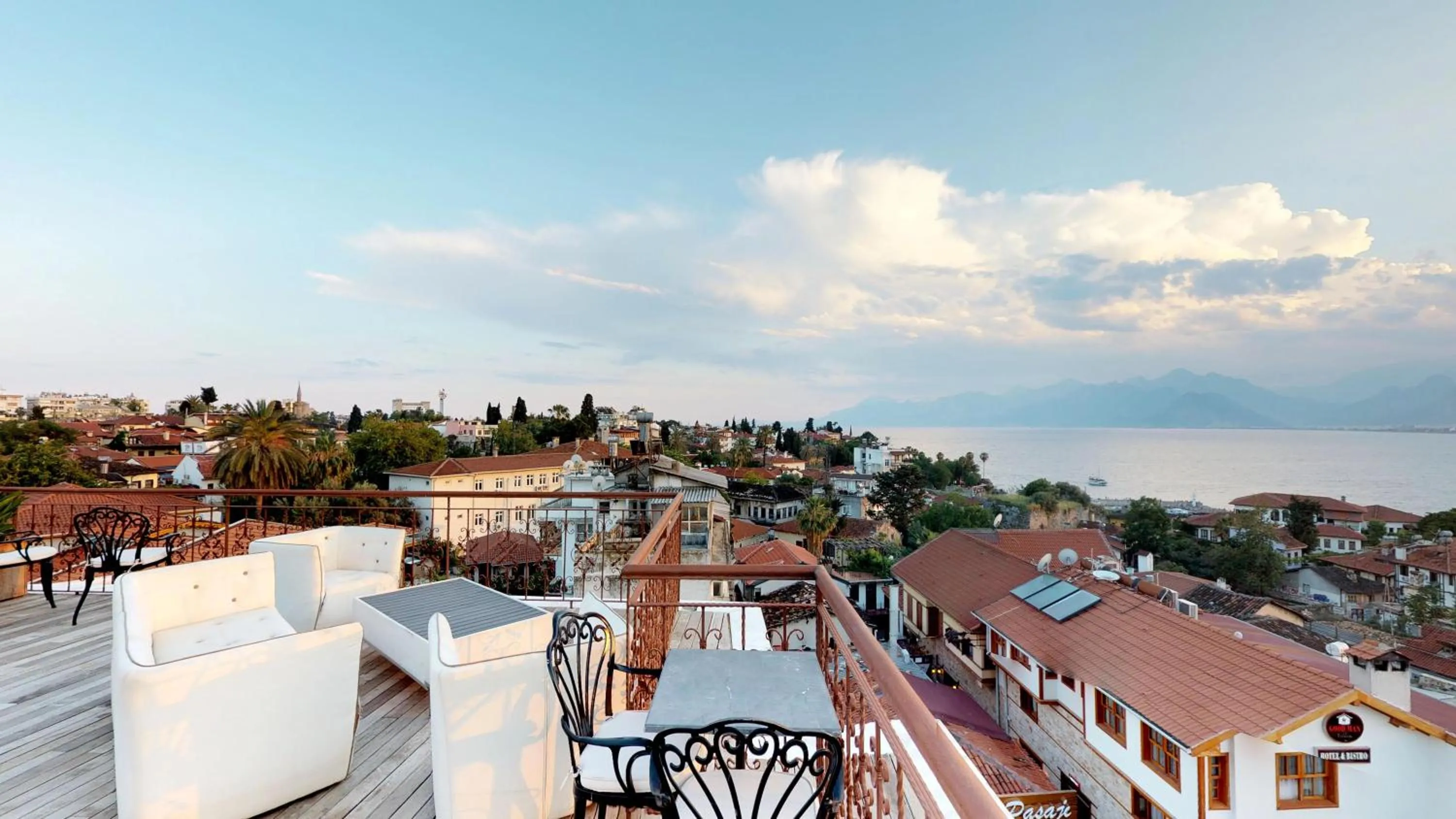Balcony/Terrace in Patron Hotel