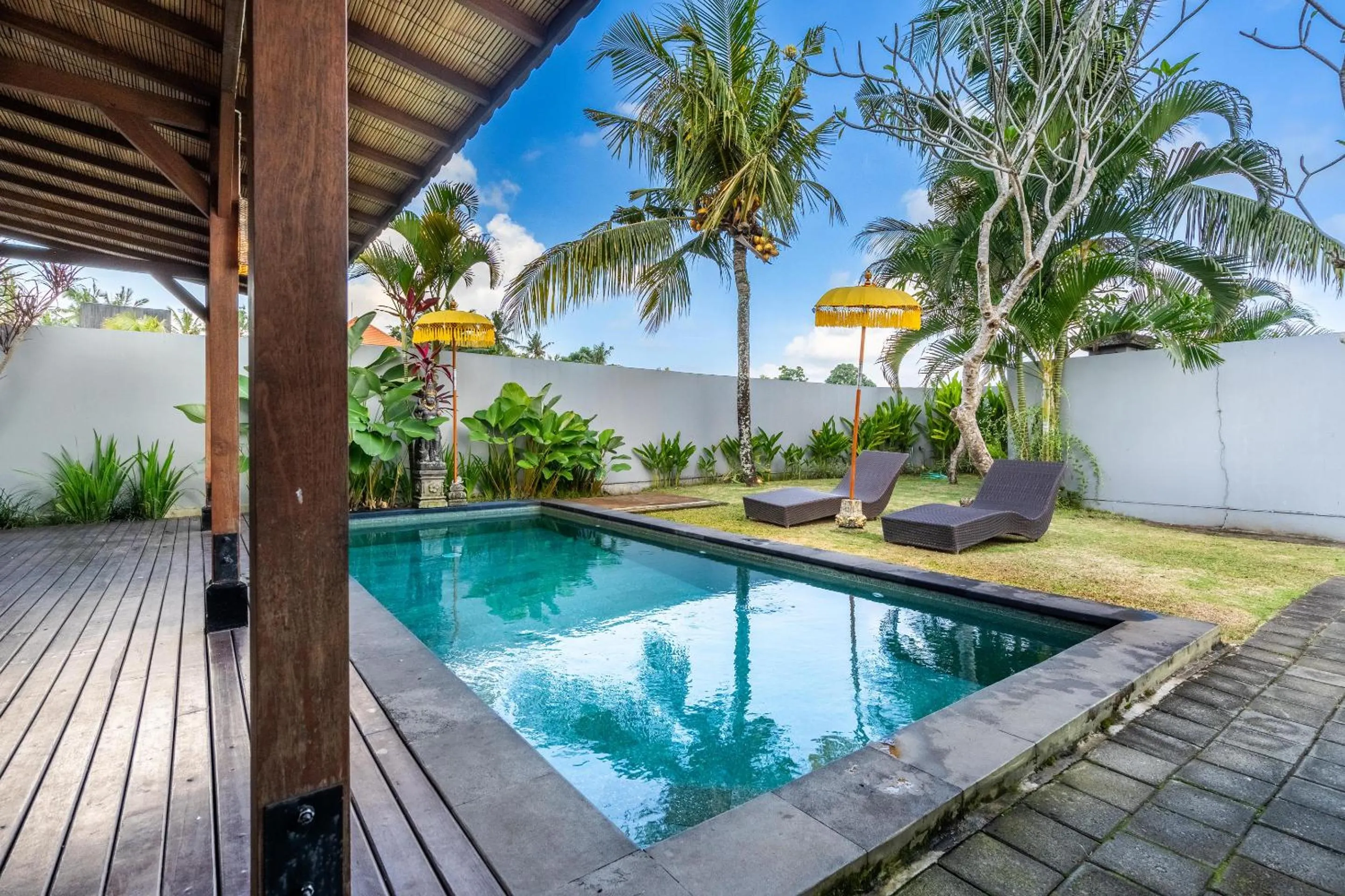 Garden in Ubud Residences 888 - Complex Private Villas with pools