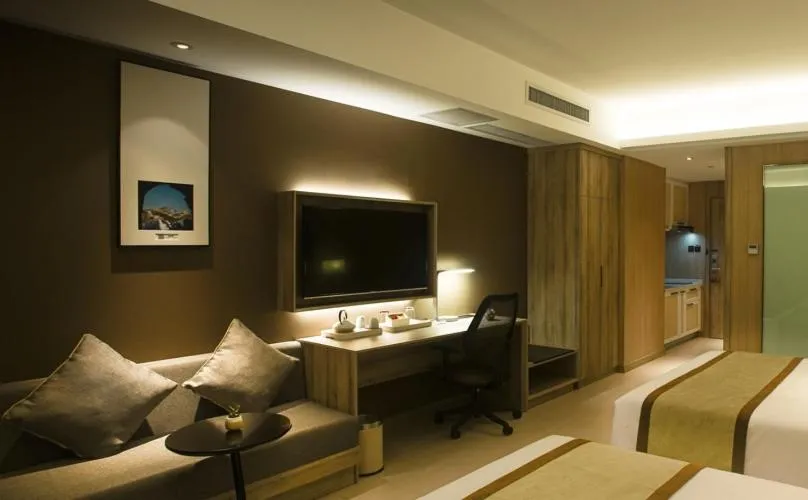 Atour Hotel Qinhuangdao Xiangxi Sea