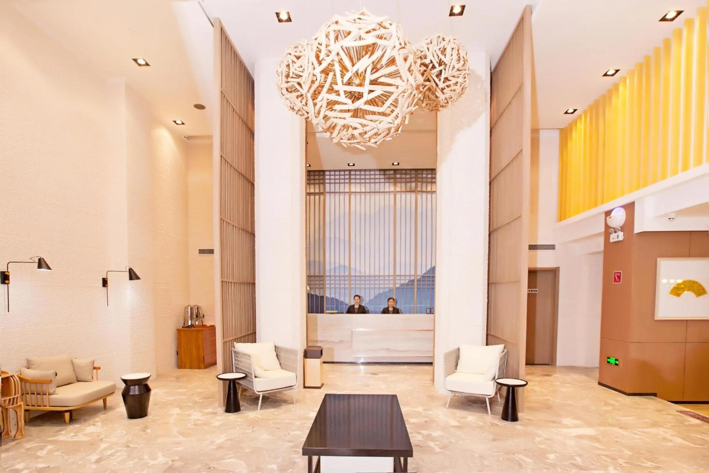 Atour Hotel Qinhuangdao Railway Station Yingbin Road