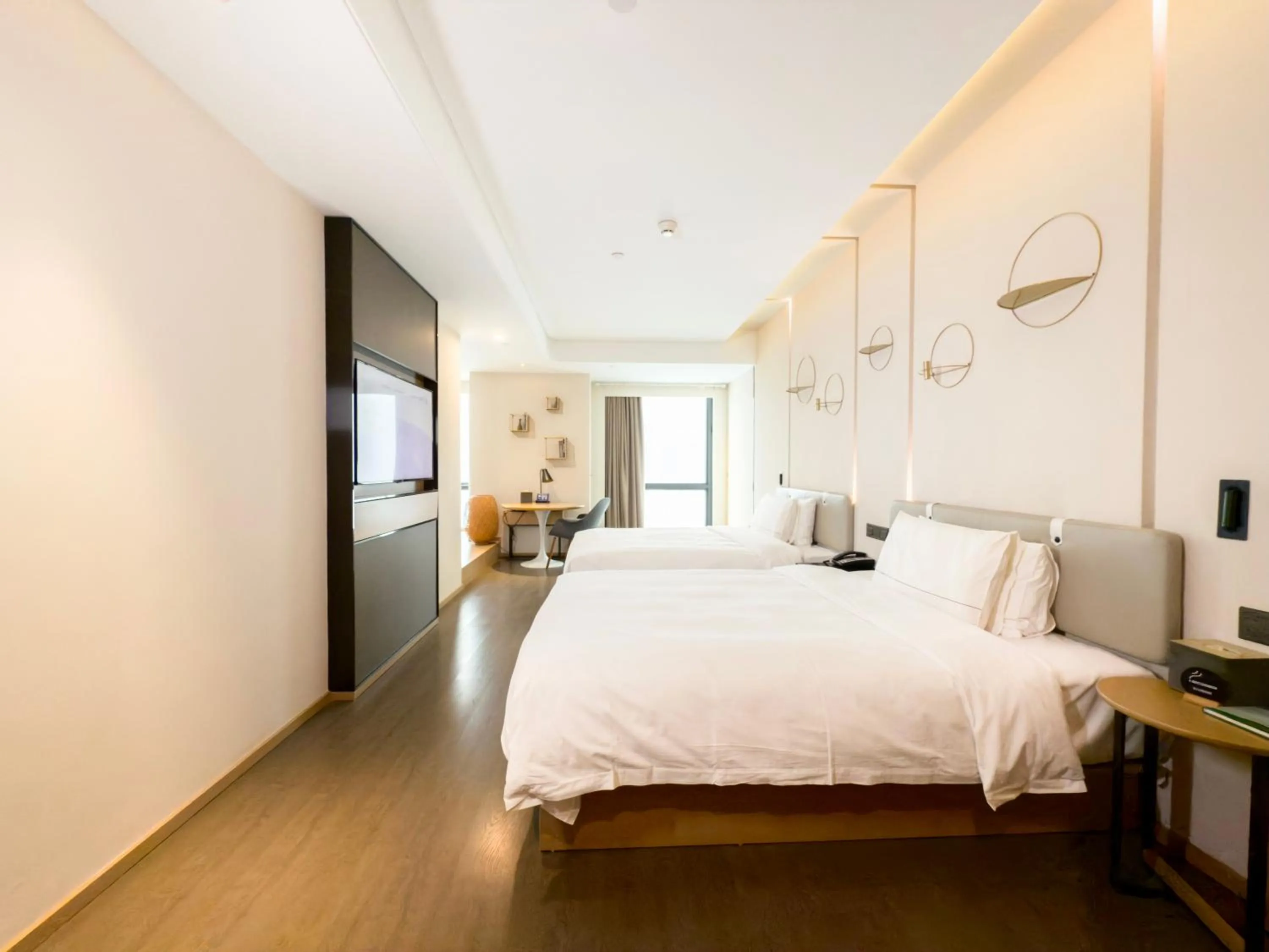 Photo of the whole room in Atour Hotel Shanghai Hongqiao International Exhibition Linkong Park