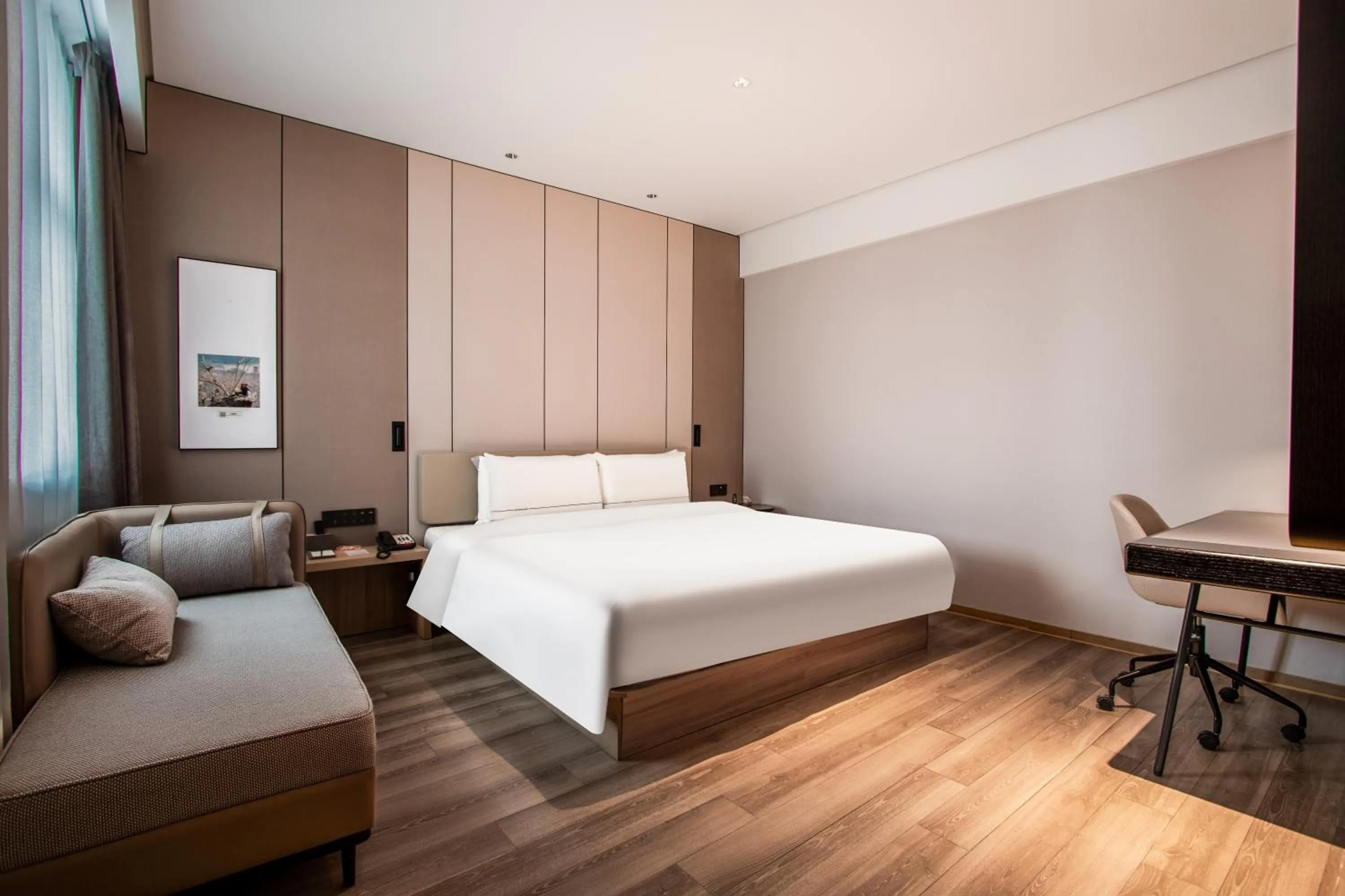 Photo of the whole room, Bed in Atour Hotel Hangzhou Xiaoshan Peoples Square