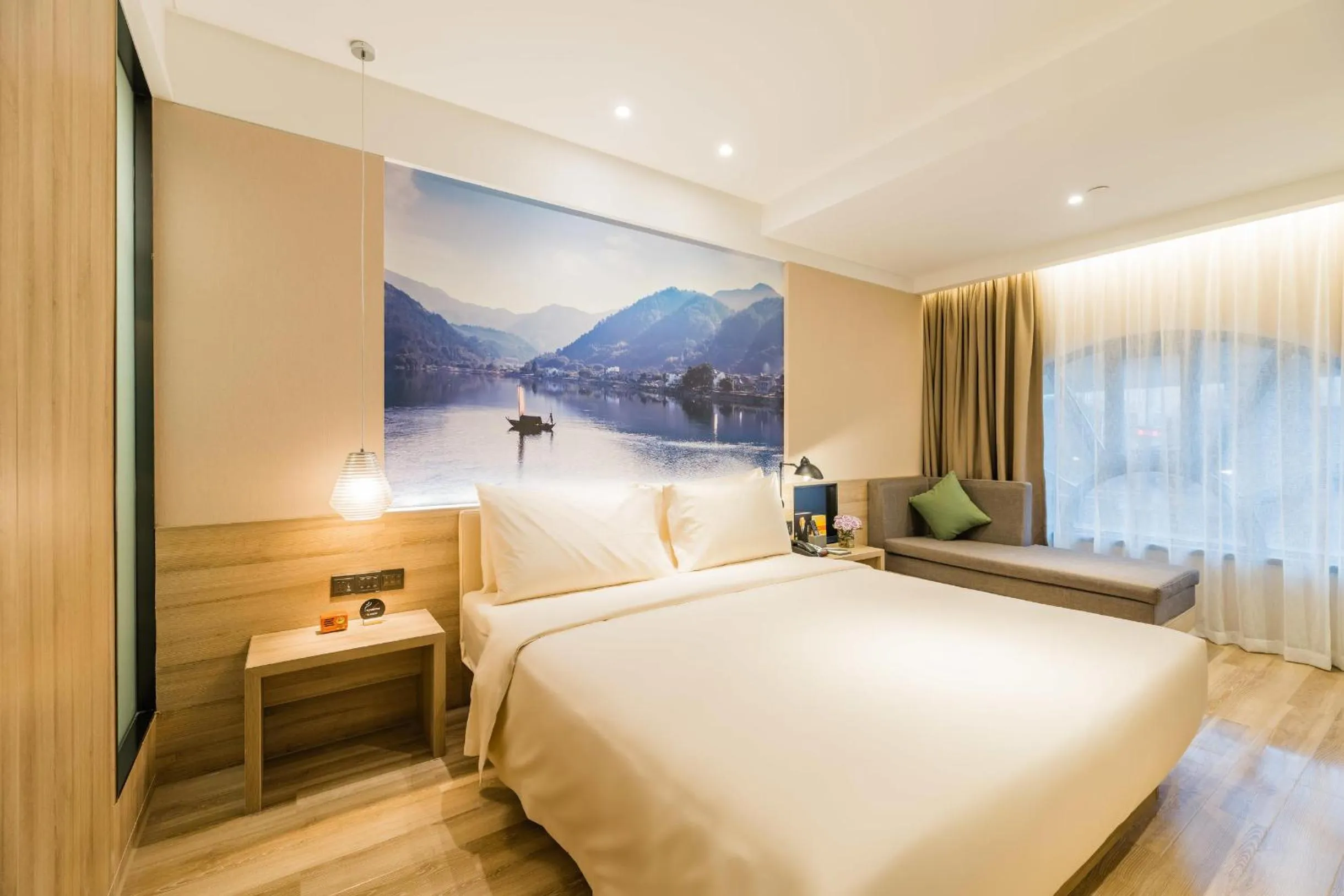 Bed in Atour Hotel Hangzhou West Lake Cultural Plaza Shangtang Road