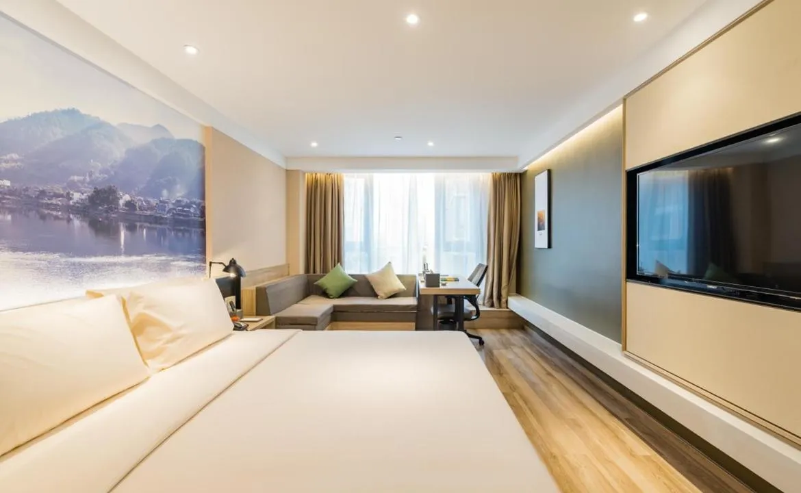 Seating area, Bed in Atour Hotel Hangzhou West Lake Cultural Plaza Shangtang Road