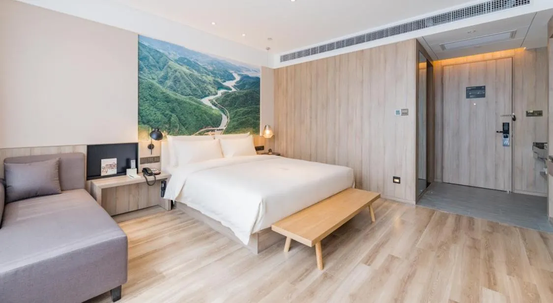 Bed in Atour Hotel Ningbo International Convention and Exhibition Center