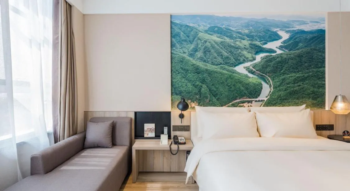 Bed in Atour Hotel Ningbo International Convention and Exhibition Center