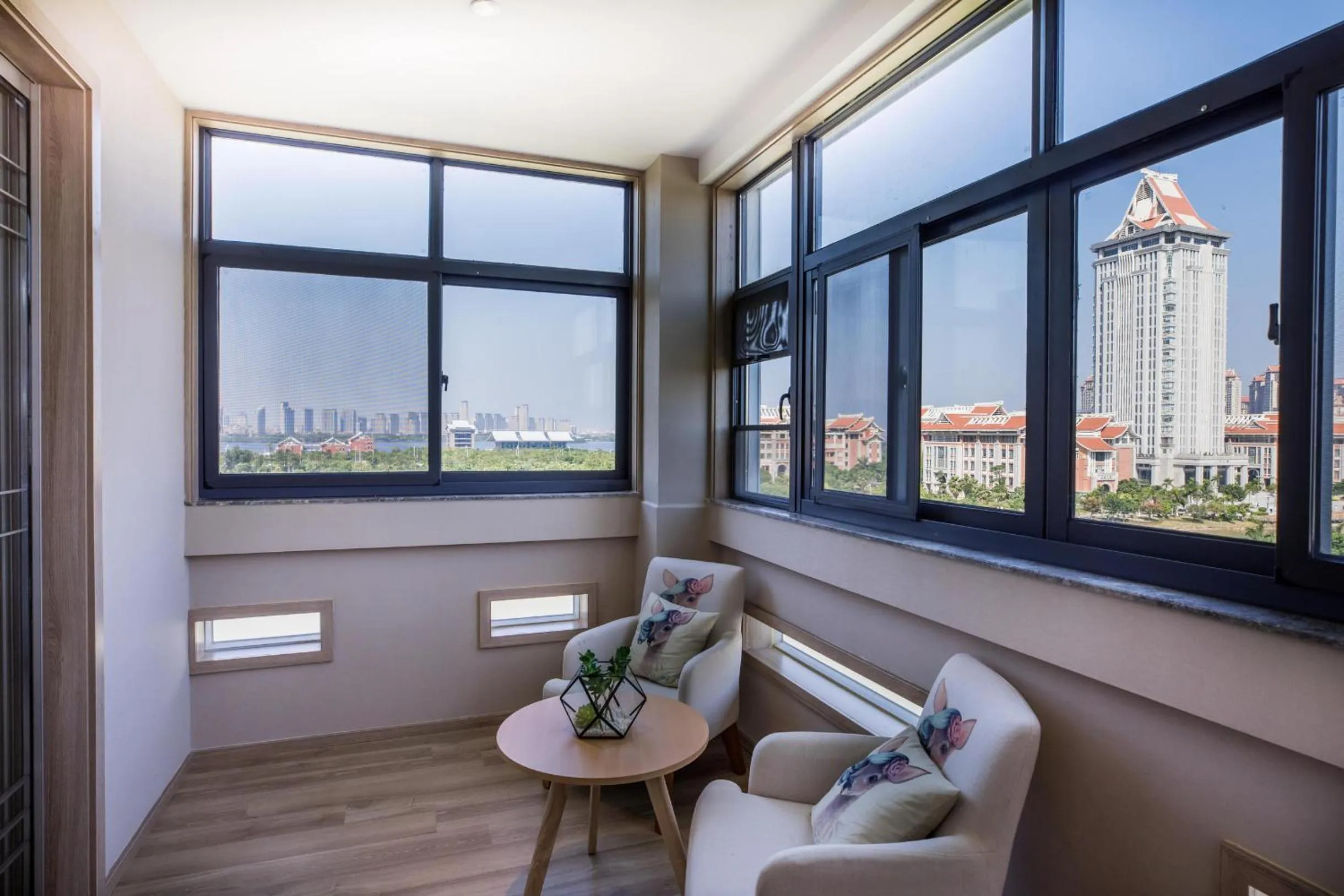 Atour Hotel Xiamen Jimei University