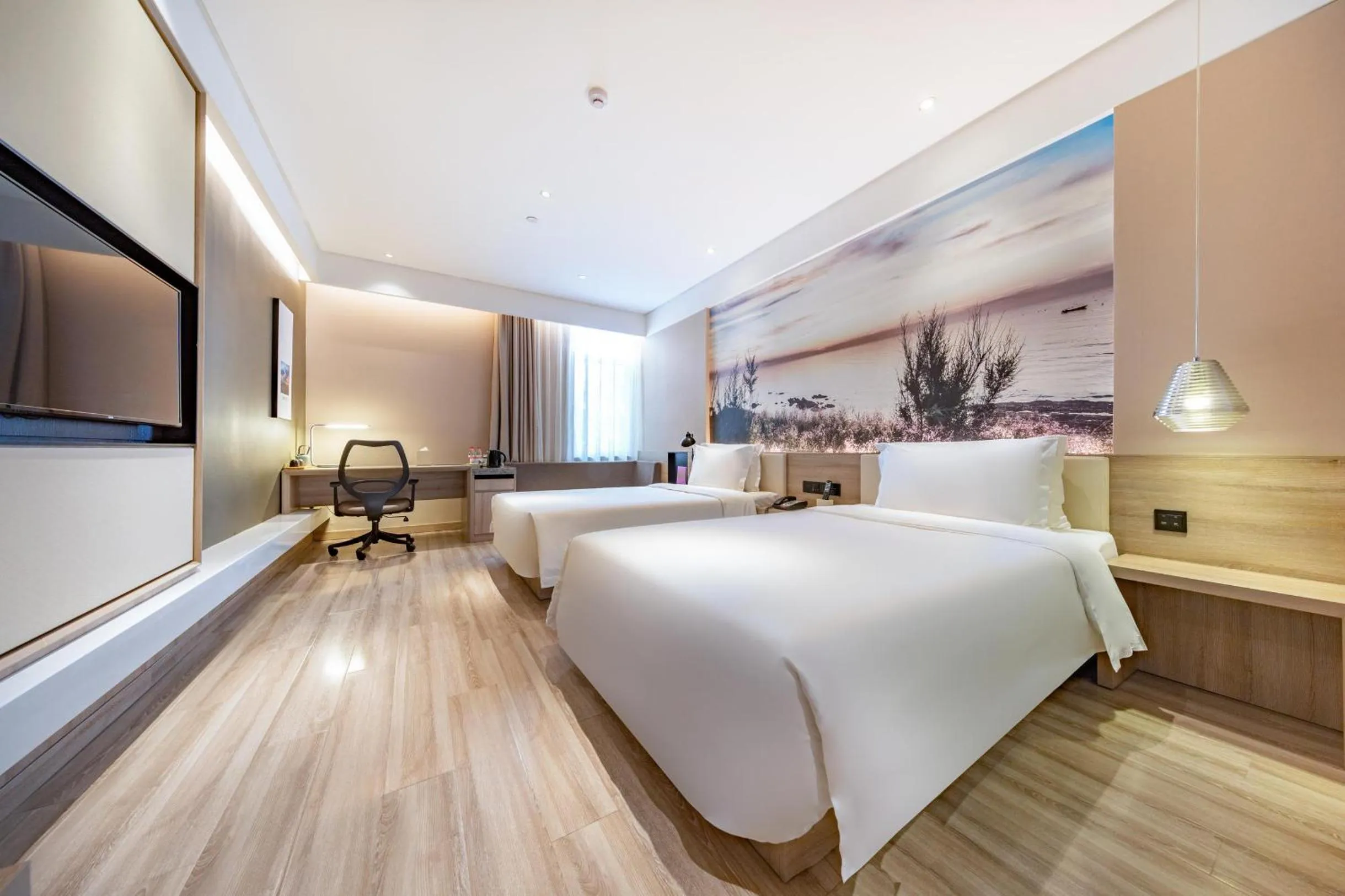 Bed in Atour Hotel Yantai South Station Yingchun Street
