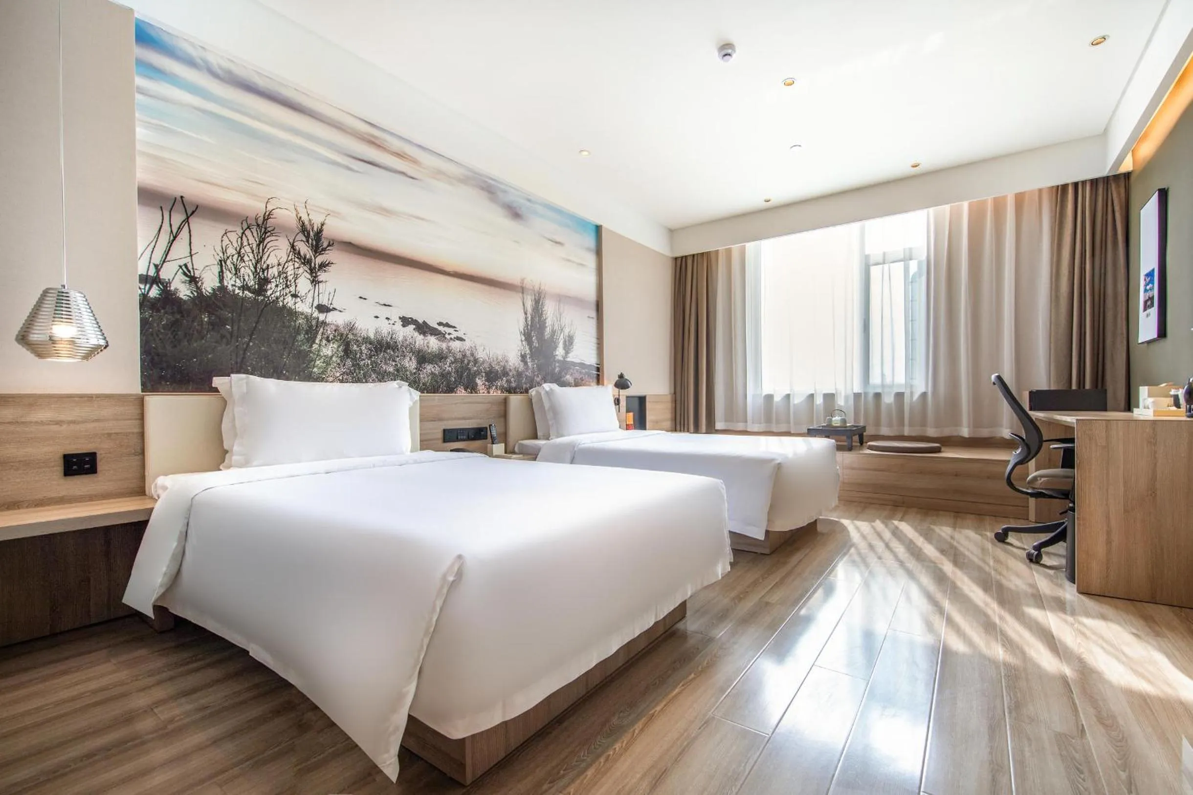 Bed in Atour Hotel Yantai South Station Yingchun Street