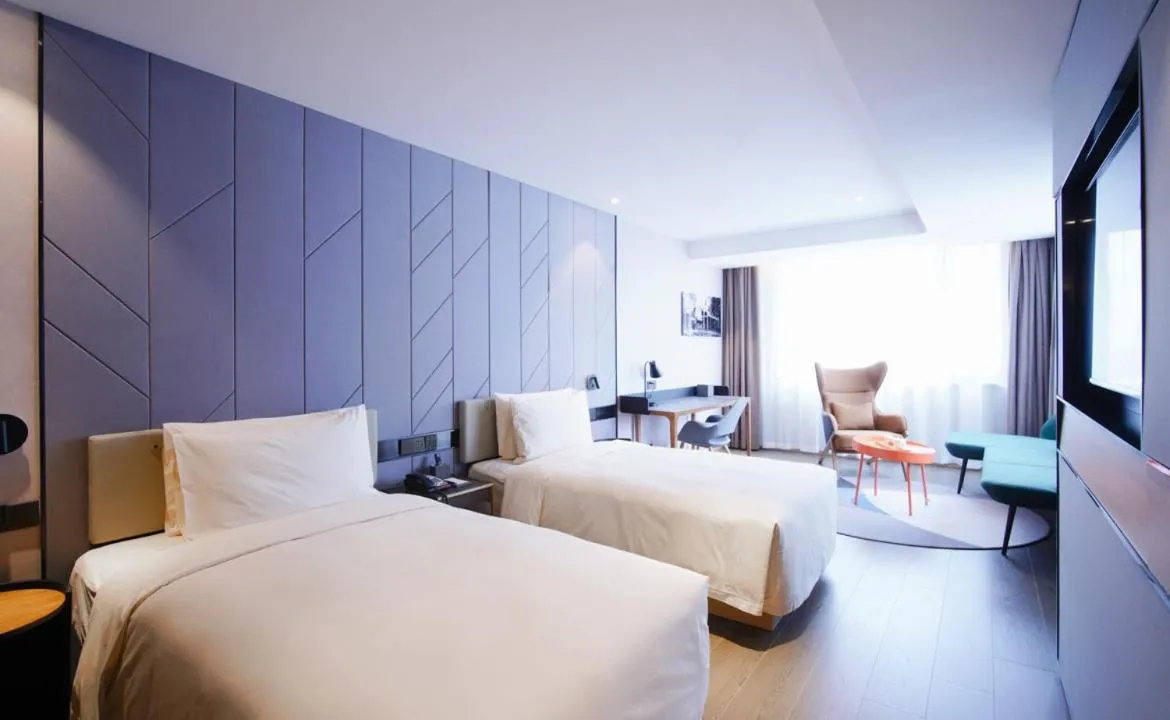 Bed in Atour Hotel Gangding Metro Station Taikoo Hui Tianhe Guangzhou