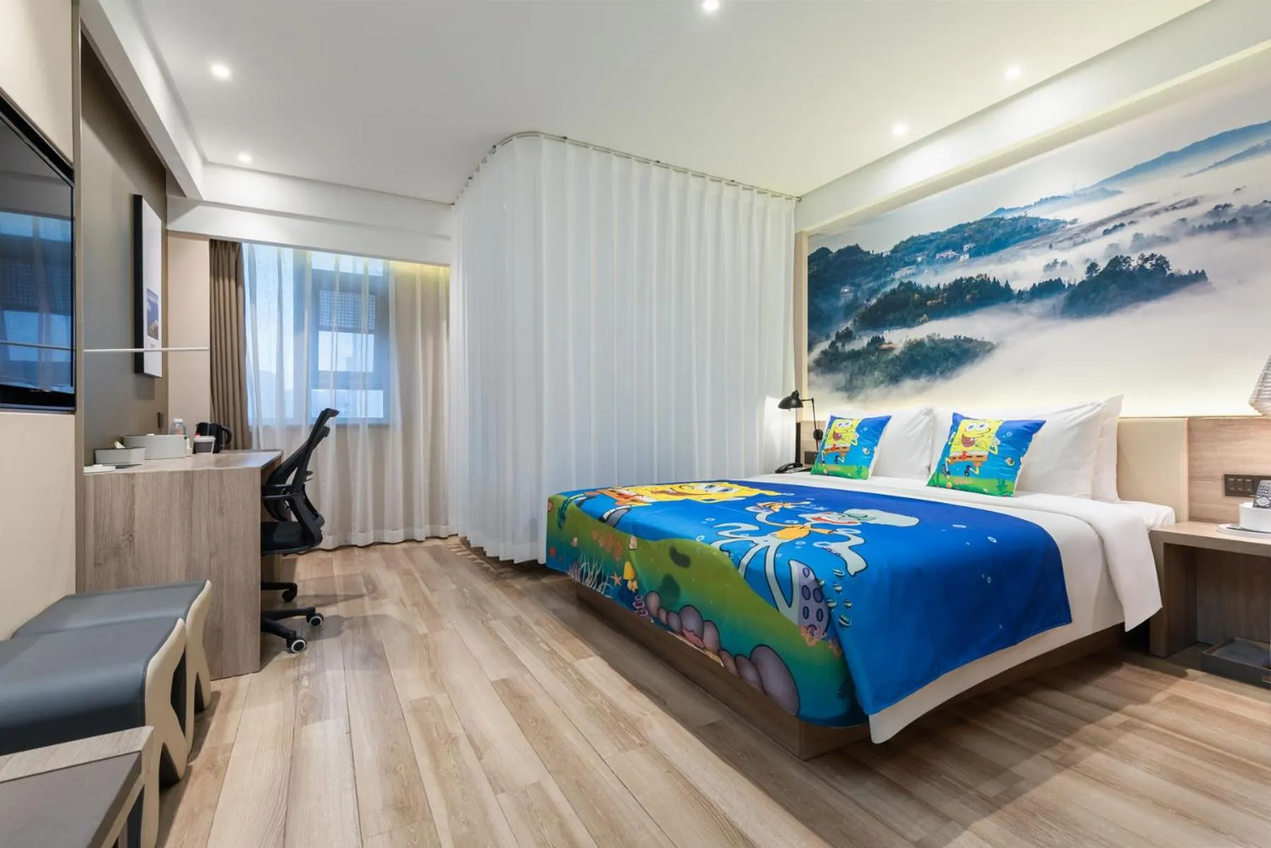 Atour Hotel Chongqing Liziba Lianglukou Subway Station