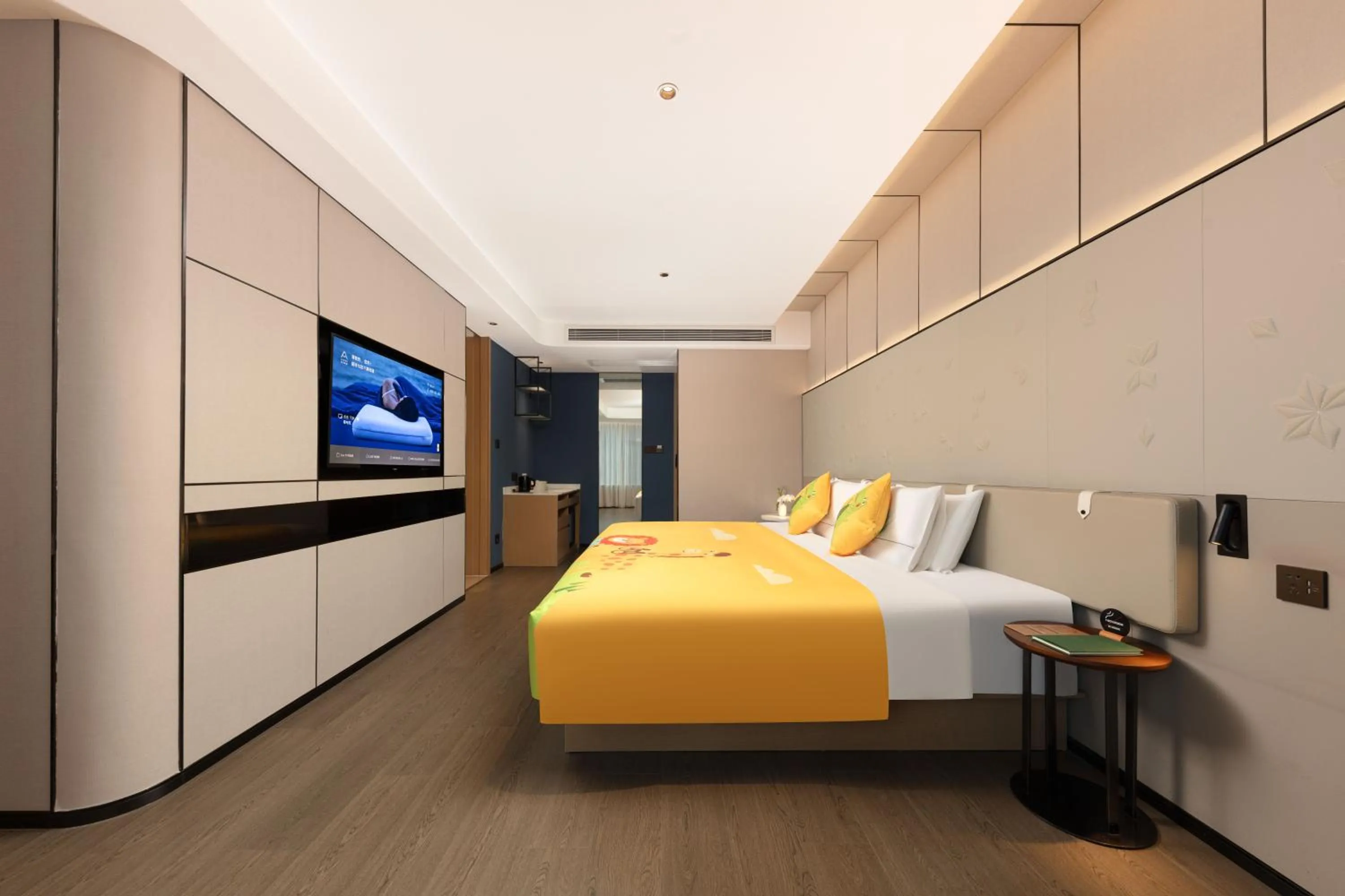 Bed in Atour S Hotel Chongqing Crown International