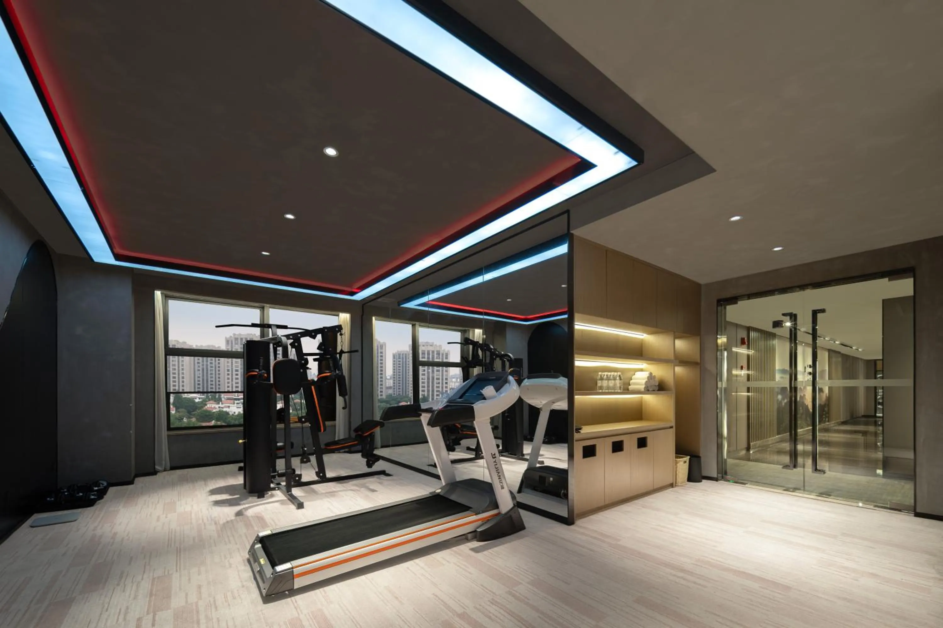 Fitness centre/facilities in Atour S Hotel Chongqing Crown International