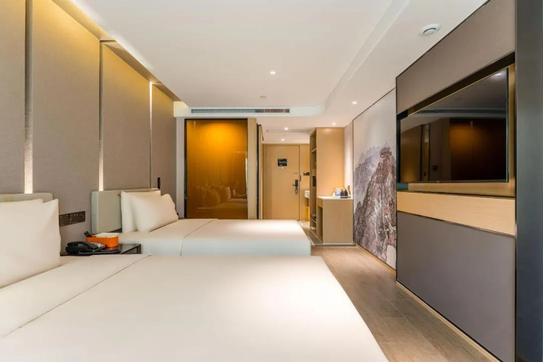 Bed in Atour Hotel Beijing Dahongmen Yintai