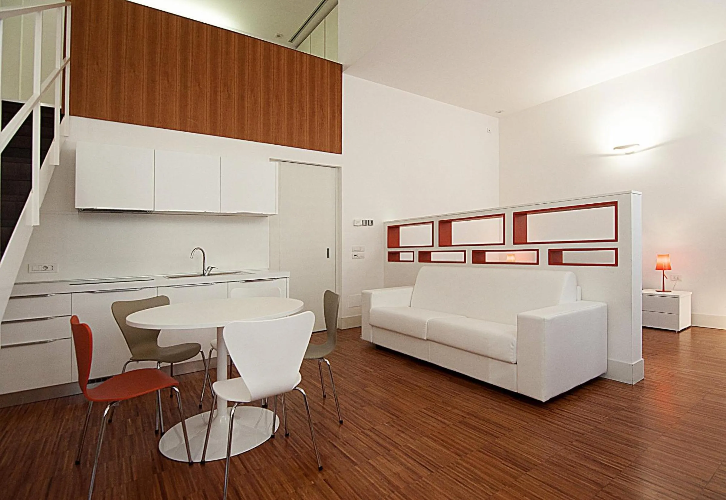 Kitchen or kitchenette in BB Hotels Aparthotel Desuite