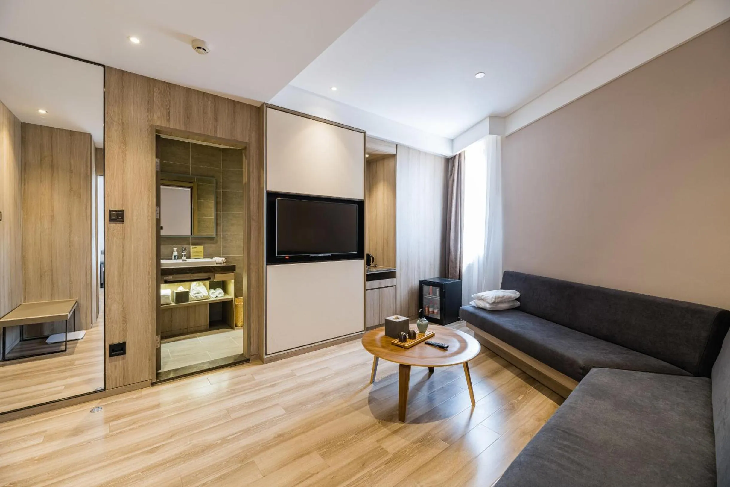 Atour Hotel Beijing Yansha Sanyuan Bridge