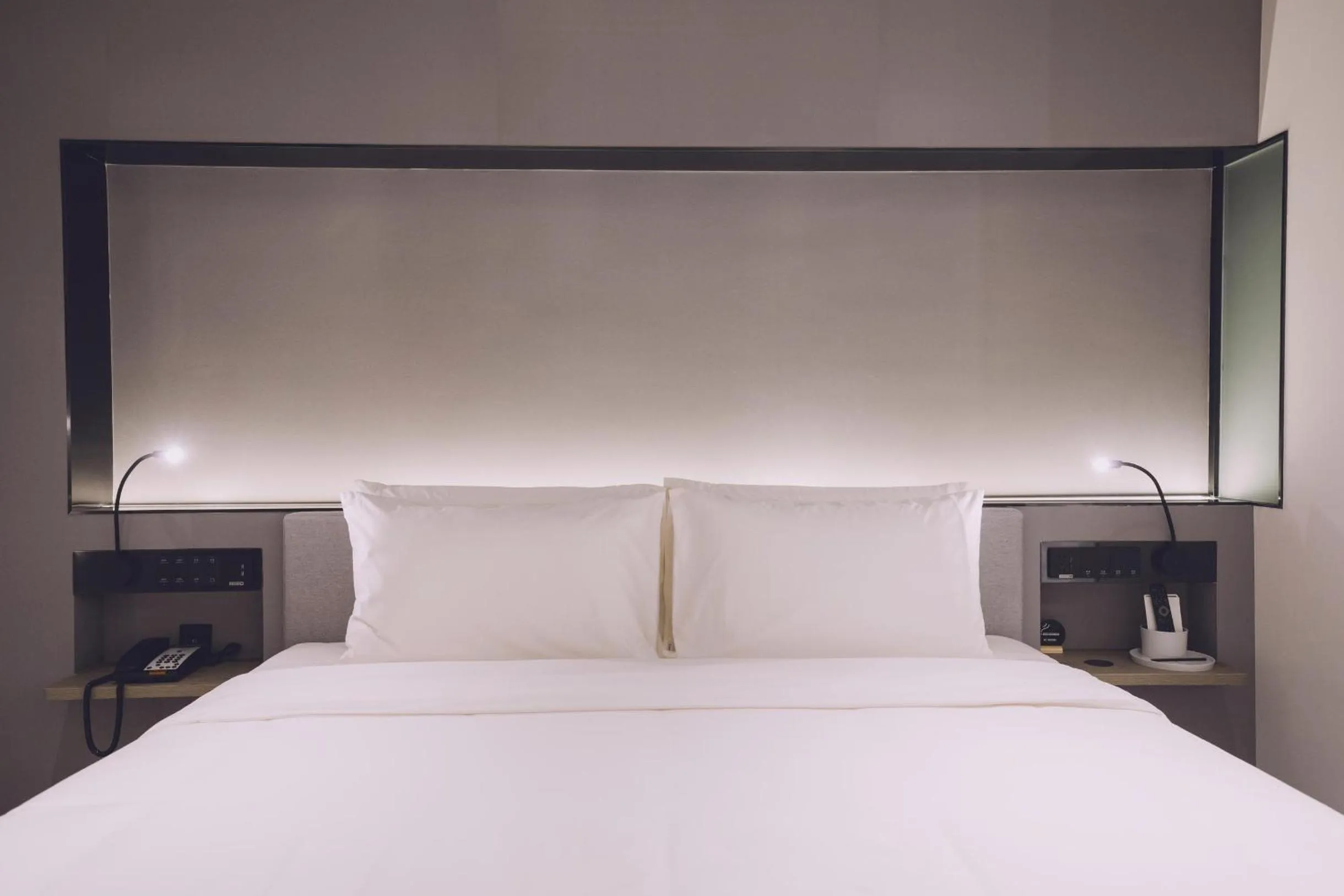 Bed in Atour S Hotel Shanghai Hongqiao Center Aegean-Late night Congee