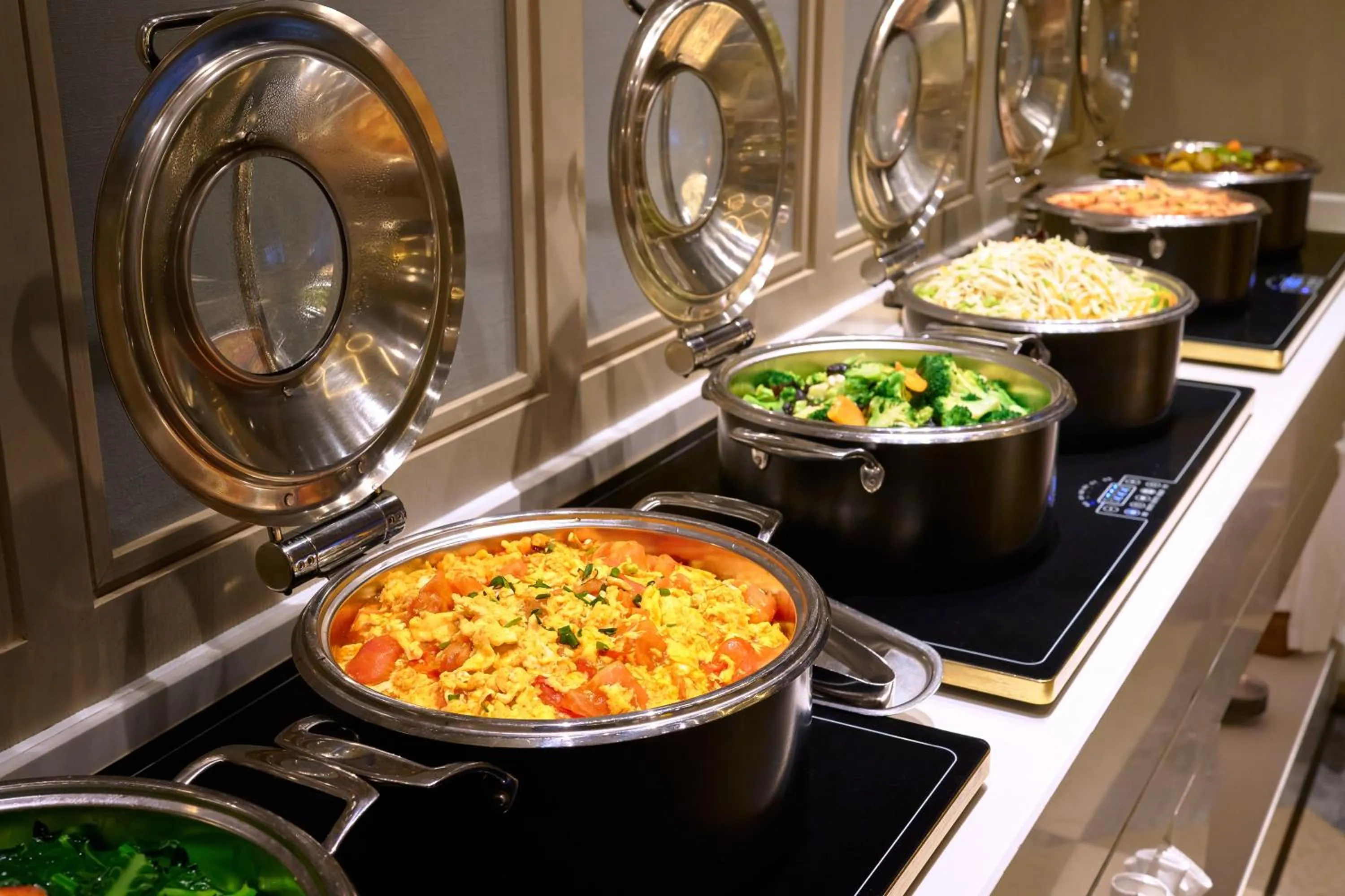 Breakfast in Atour Hotel Nanjing East Road