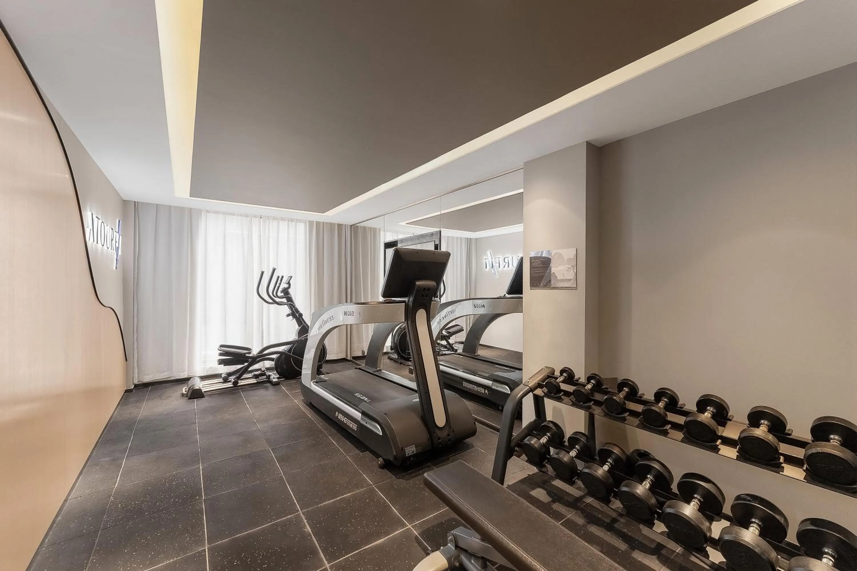Fitness centre/facilities in Atour Hotel Nanjing East Road