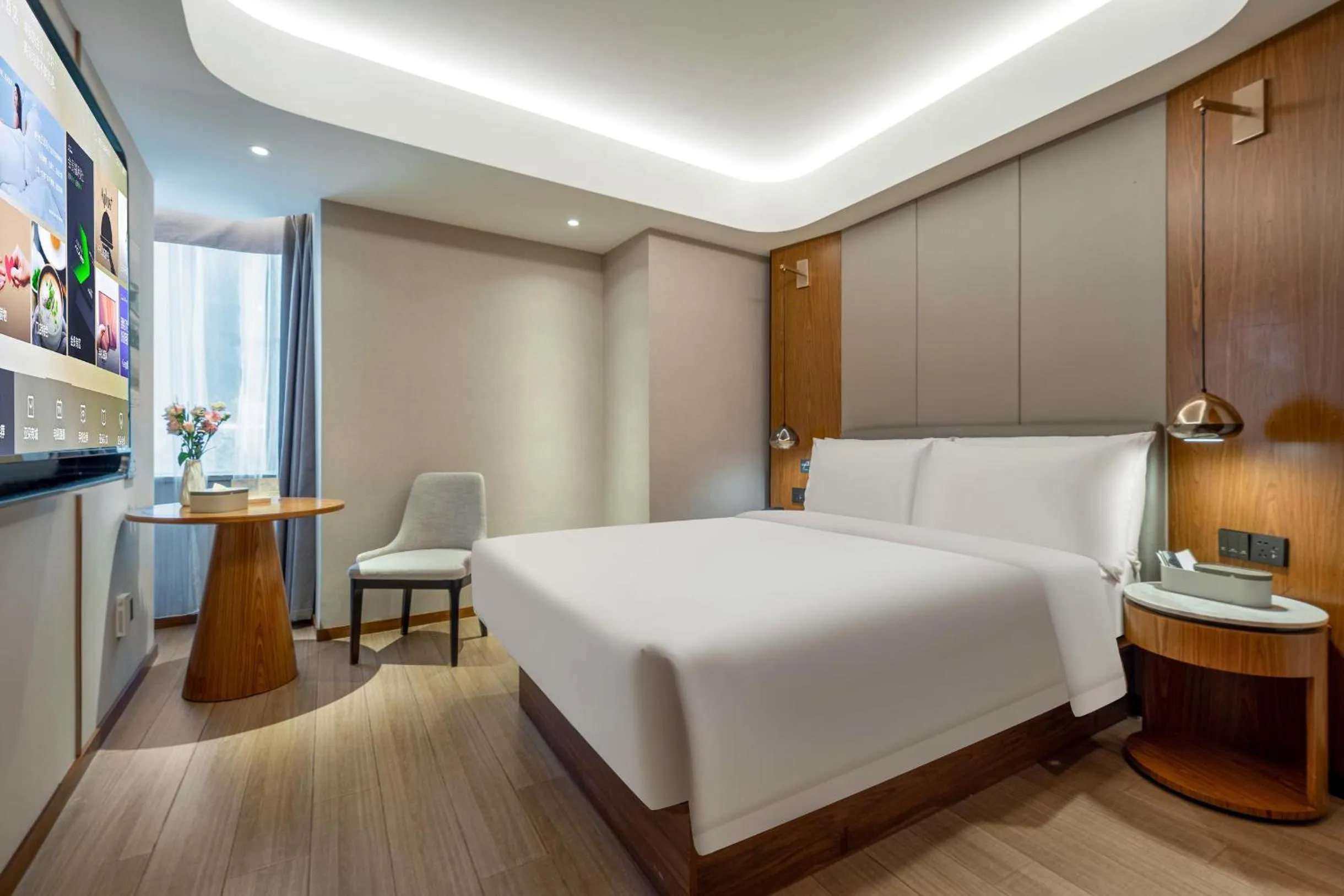 Bed in Atour X Hotel Shanghai Lujiazui Binjiang Avenue