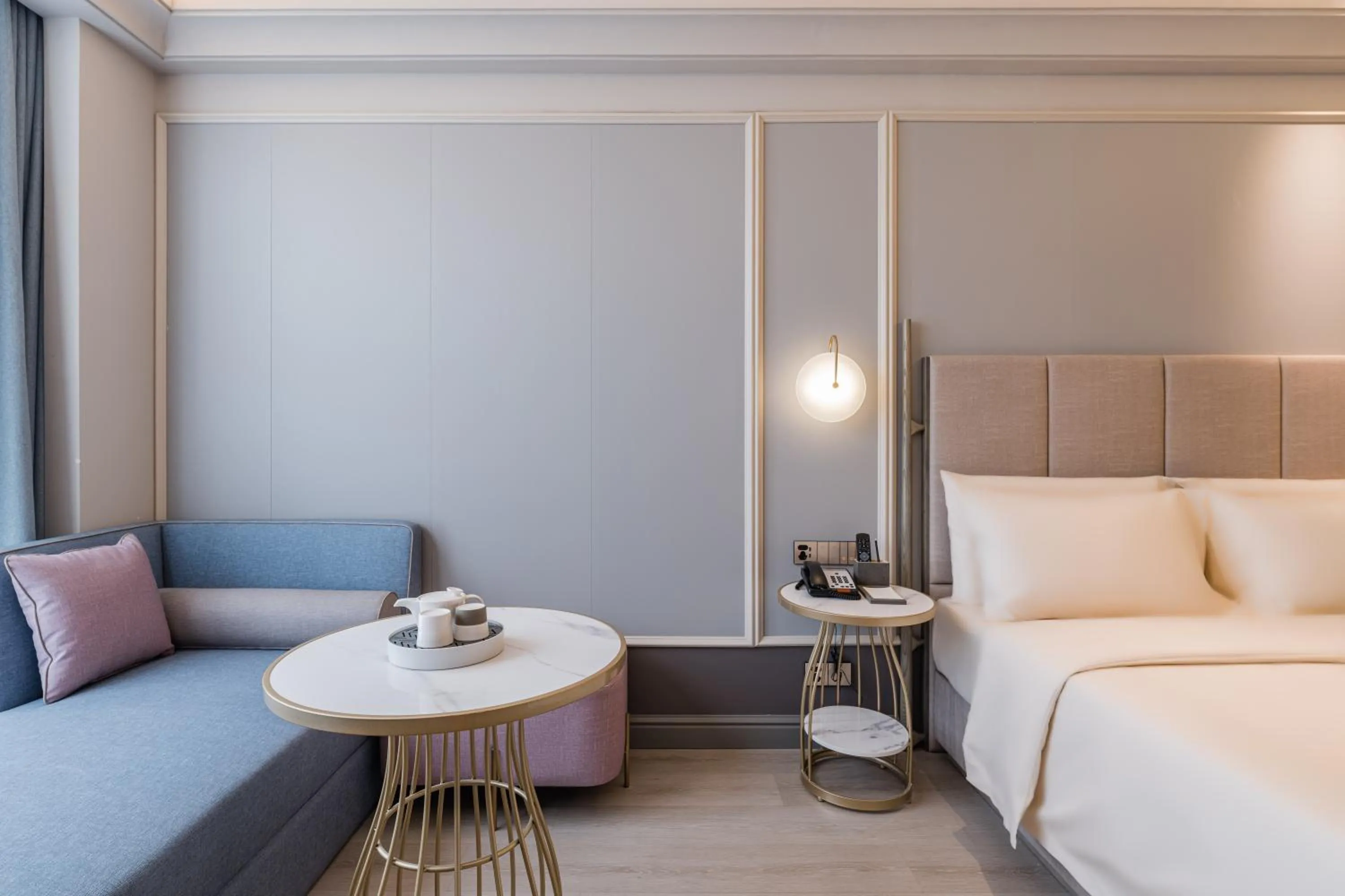 Coffee/tea facilities, Bed in Atour Hotel Chengdu Kuanzhai Alley