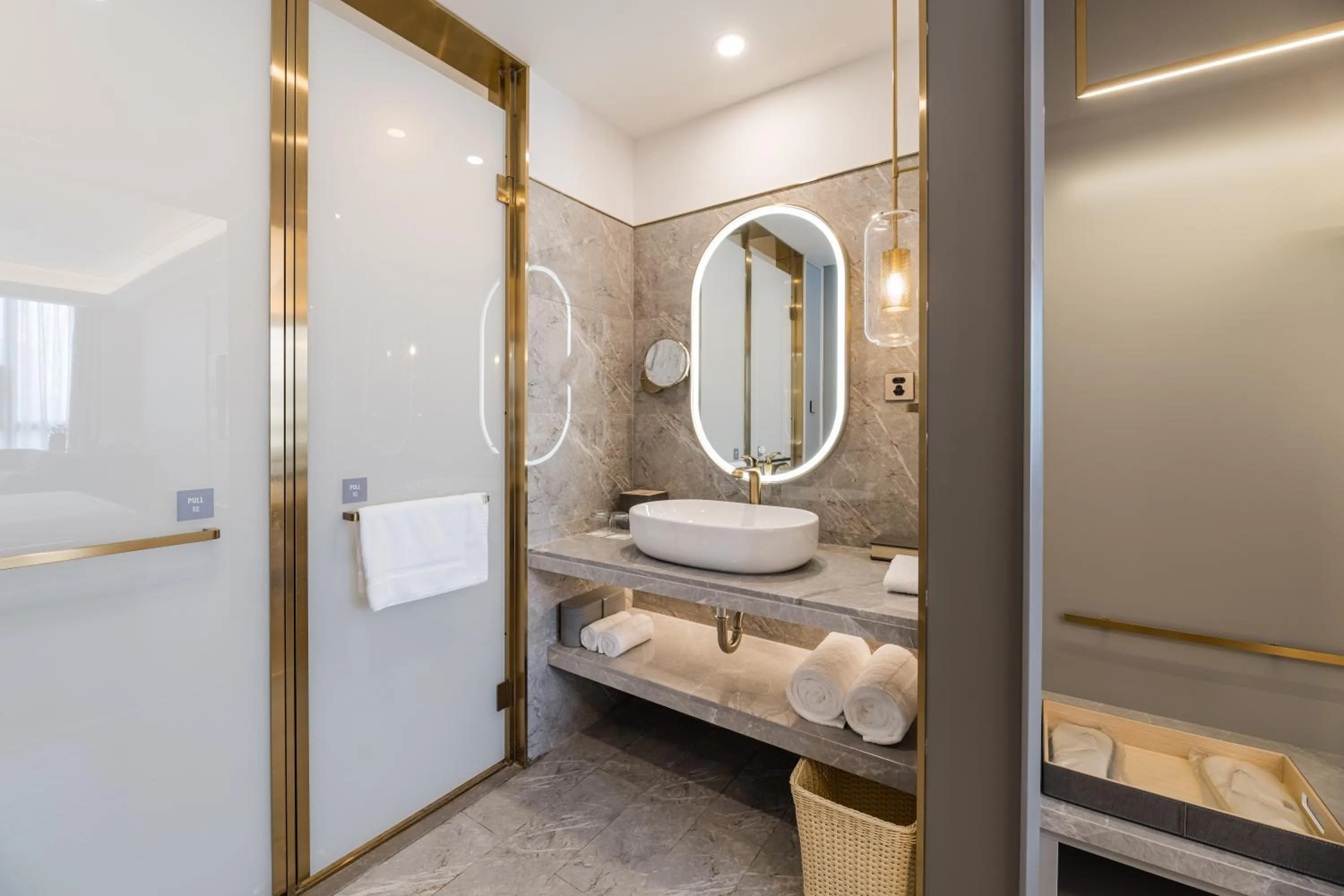 Toilet in Atour Hotel Chengdu Kuanzhai Alley