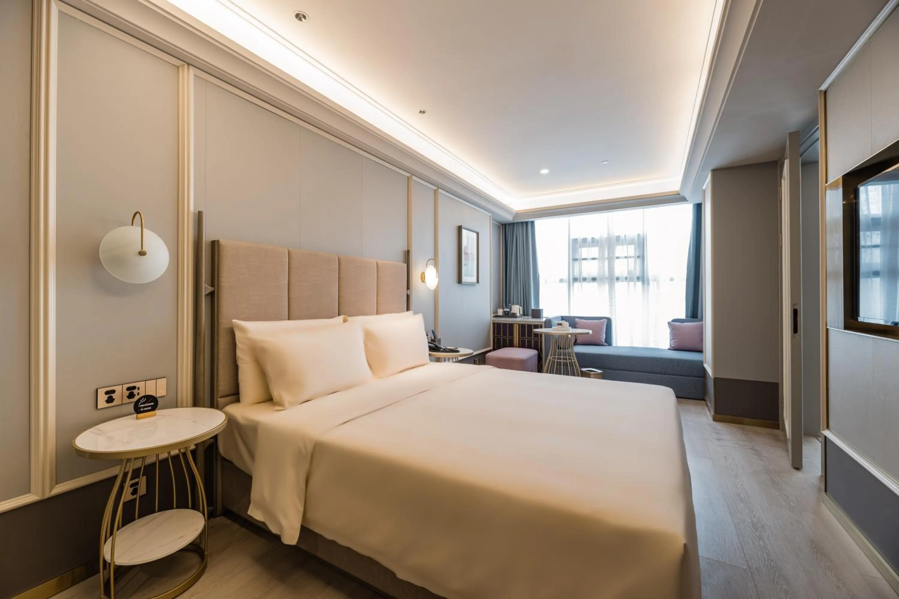 Bed in Atour Hotel Chengdu Kuanzhai Alley