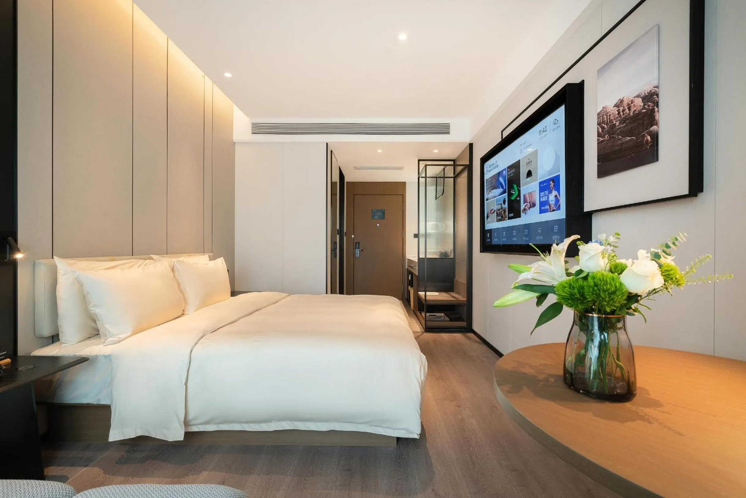 Bed in Atour Hotel Chengdu East Station Greenland 468 Center