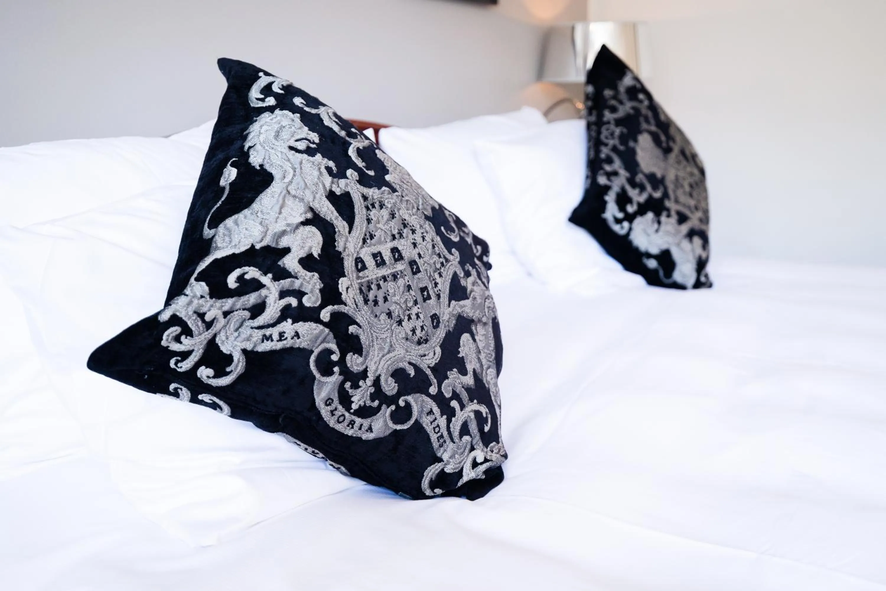 Bedroom, Bed in Ambassade Hotel