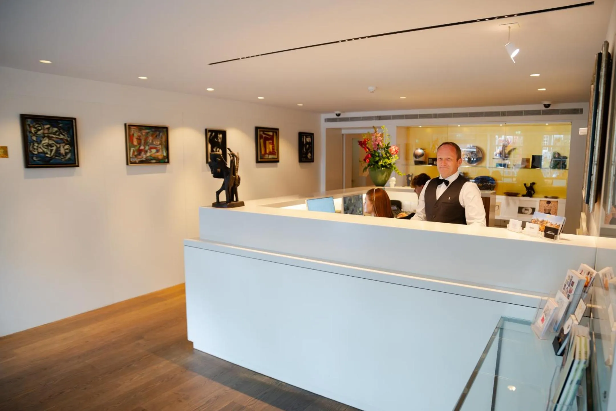 Lobby or reception in Ambassade Hotel