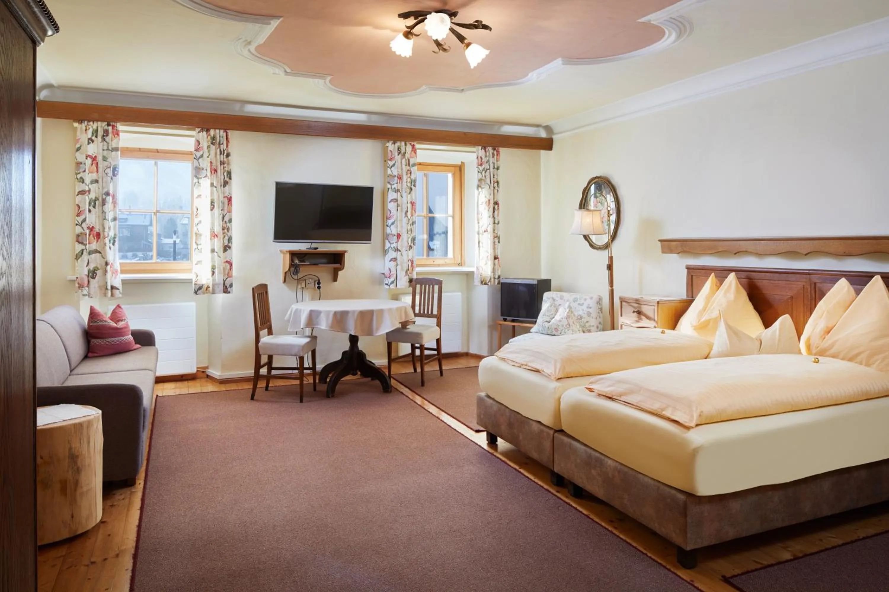 Bedroom, Bed in Pension Oberbräu