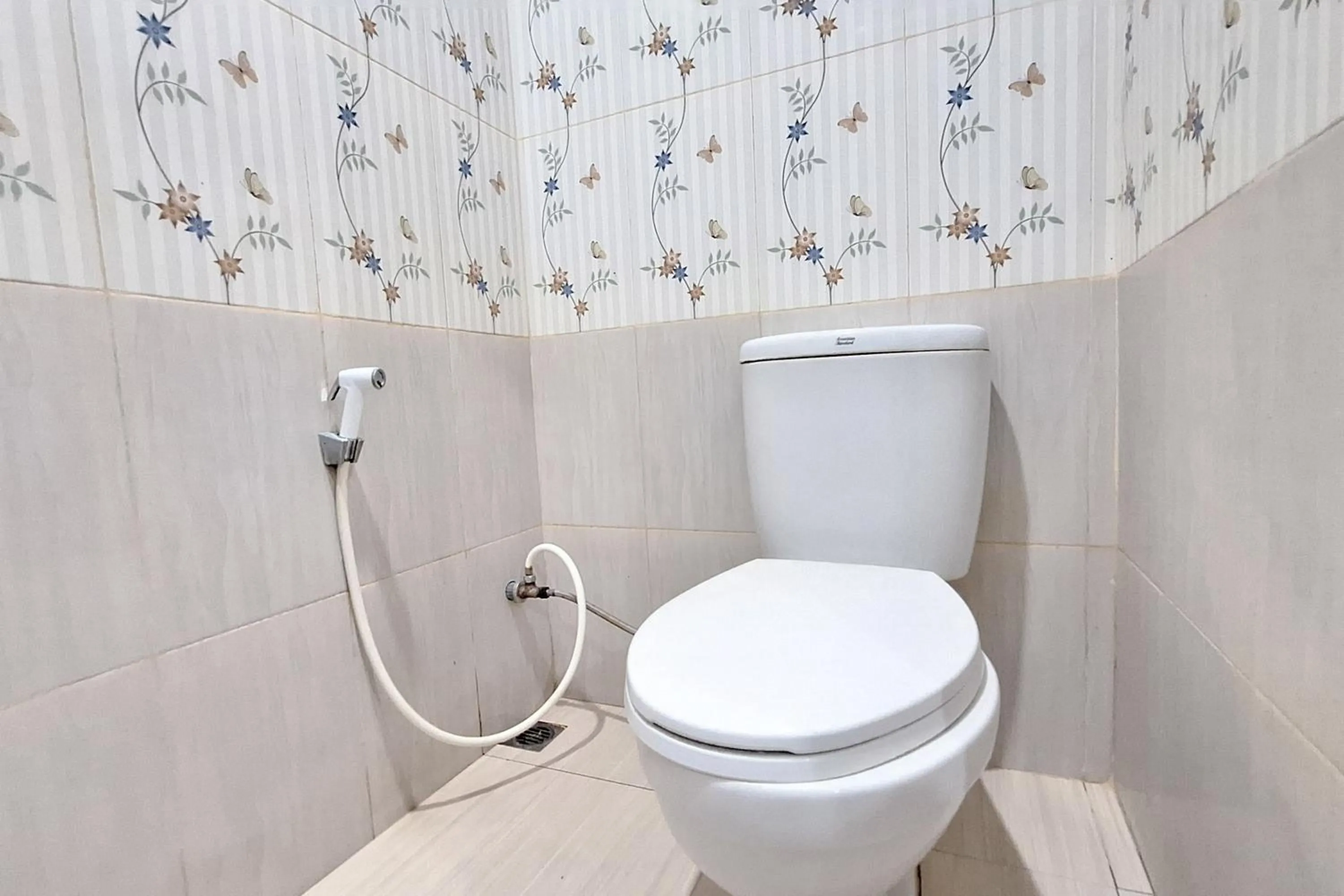 Bathroom in Hotel Jelita Mentawai Redpartner