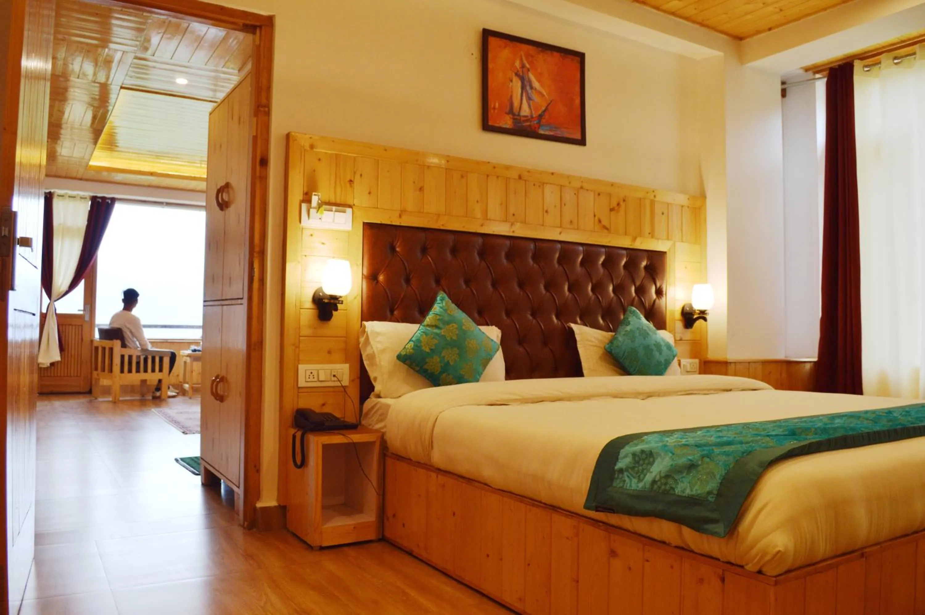 Photo of the whole room, Bed in Manali Outdoor Retreat by Sheosante