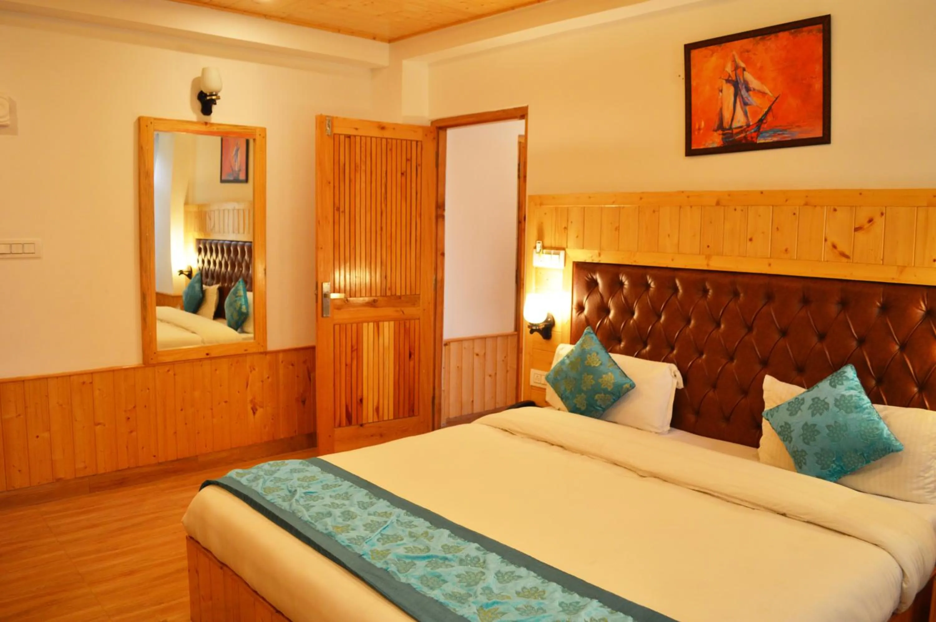 Bed in Manali Outdoor Retreat by Sheosante