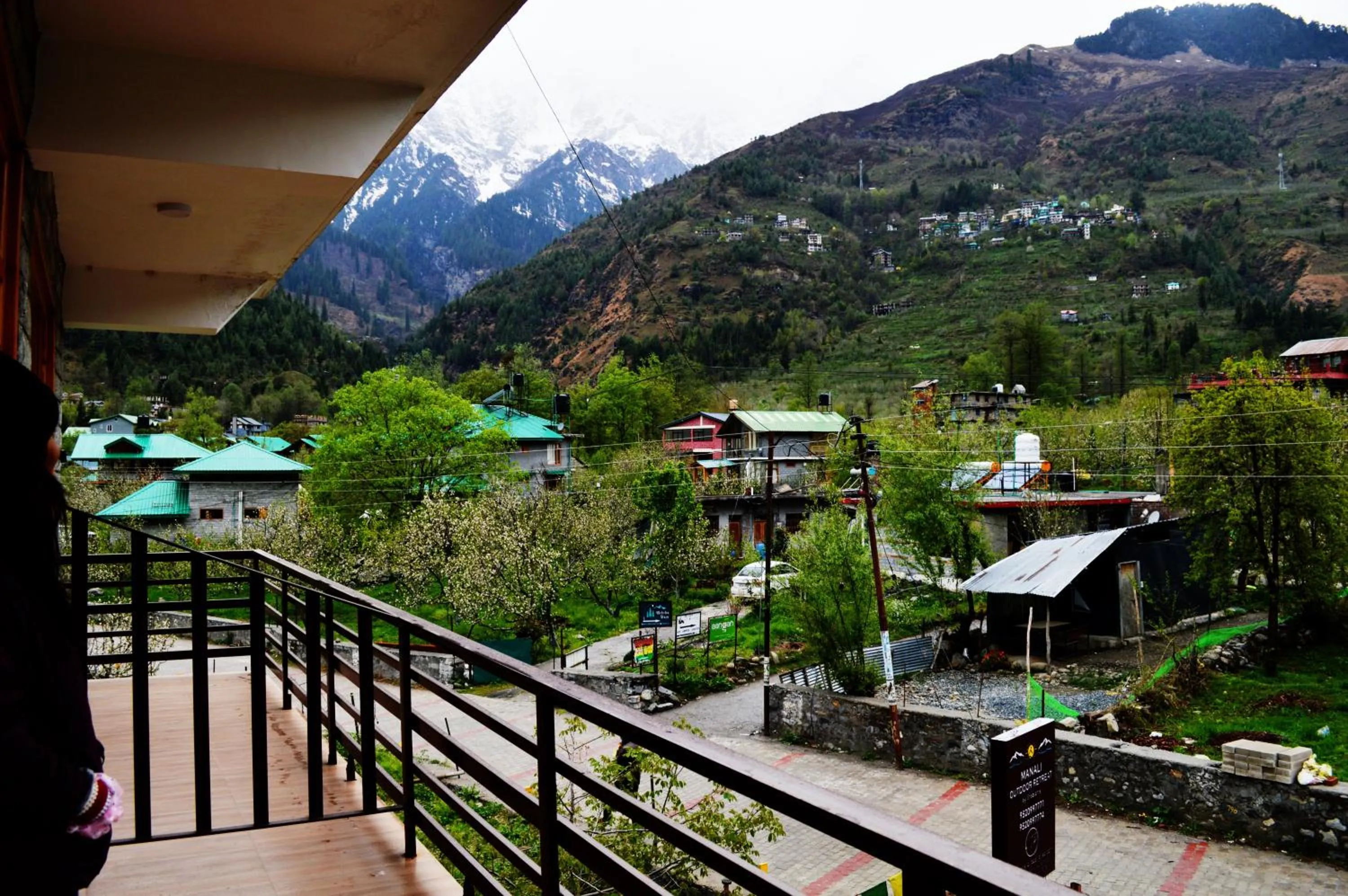 Balcony/Terrace in Manali Outdoor Retreat by Sheosante