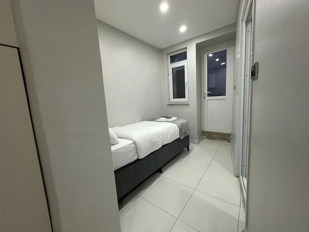 Bed in JOE BLACK APART