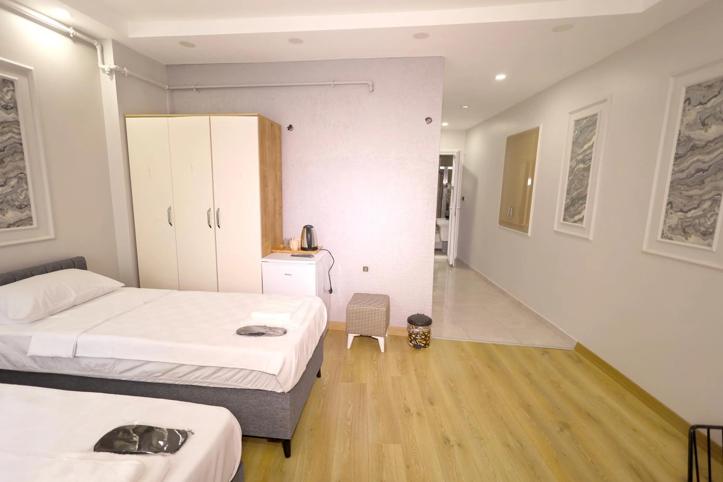 Bed in JOE BLACK APART