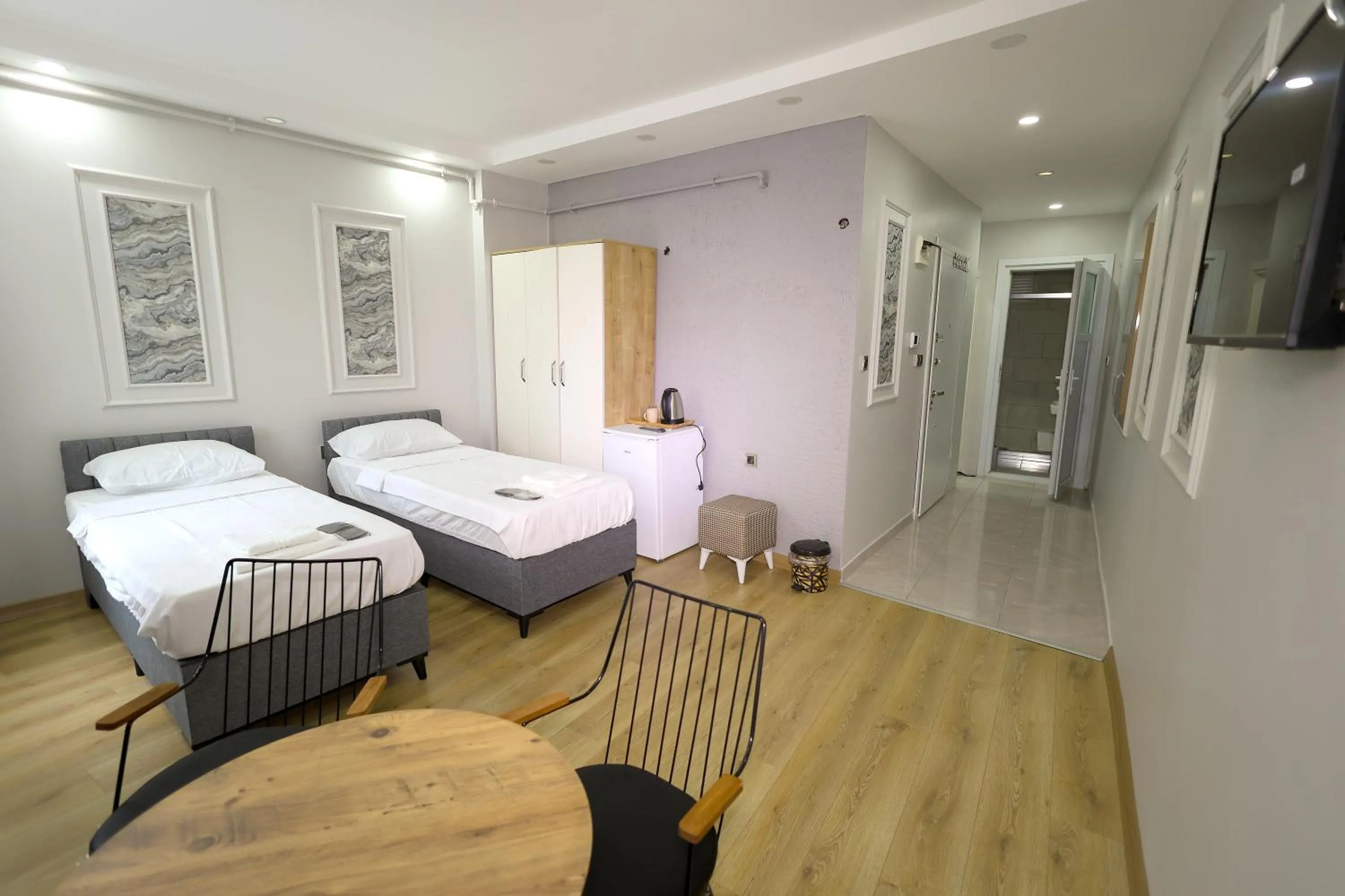 Bed in JOE BLACK APART