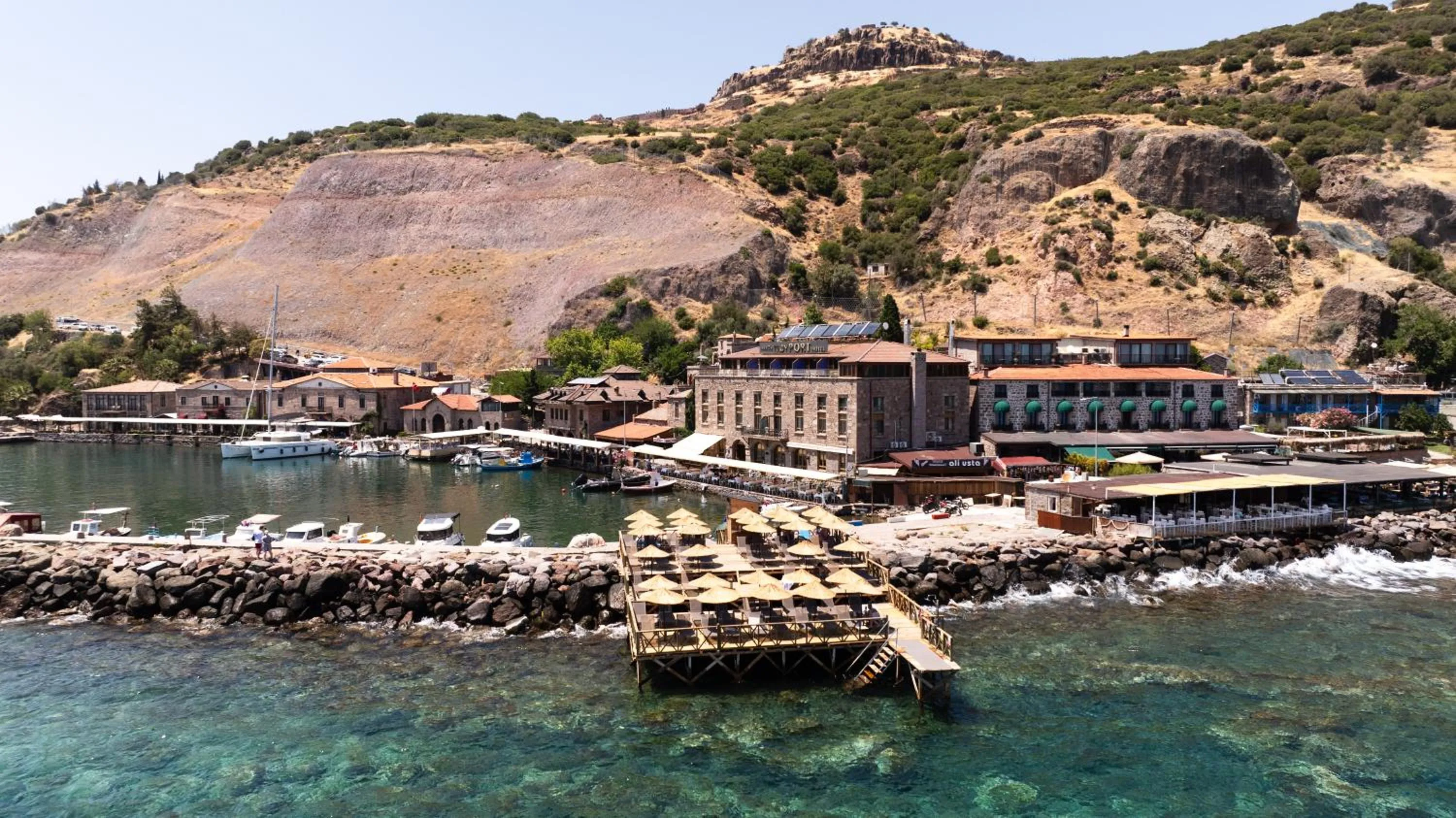Assos Troy Port Hotel