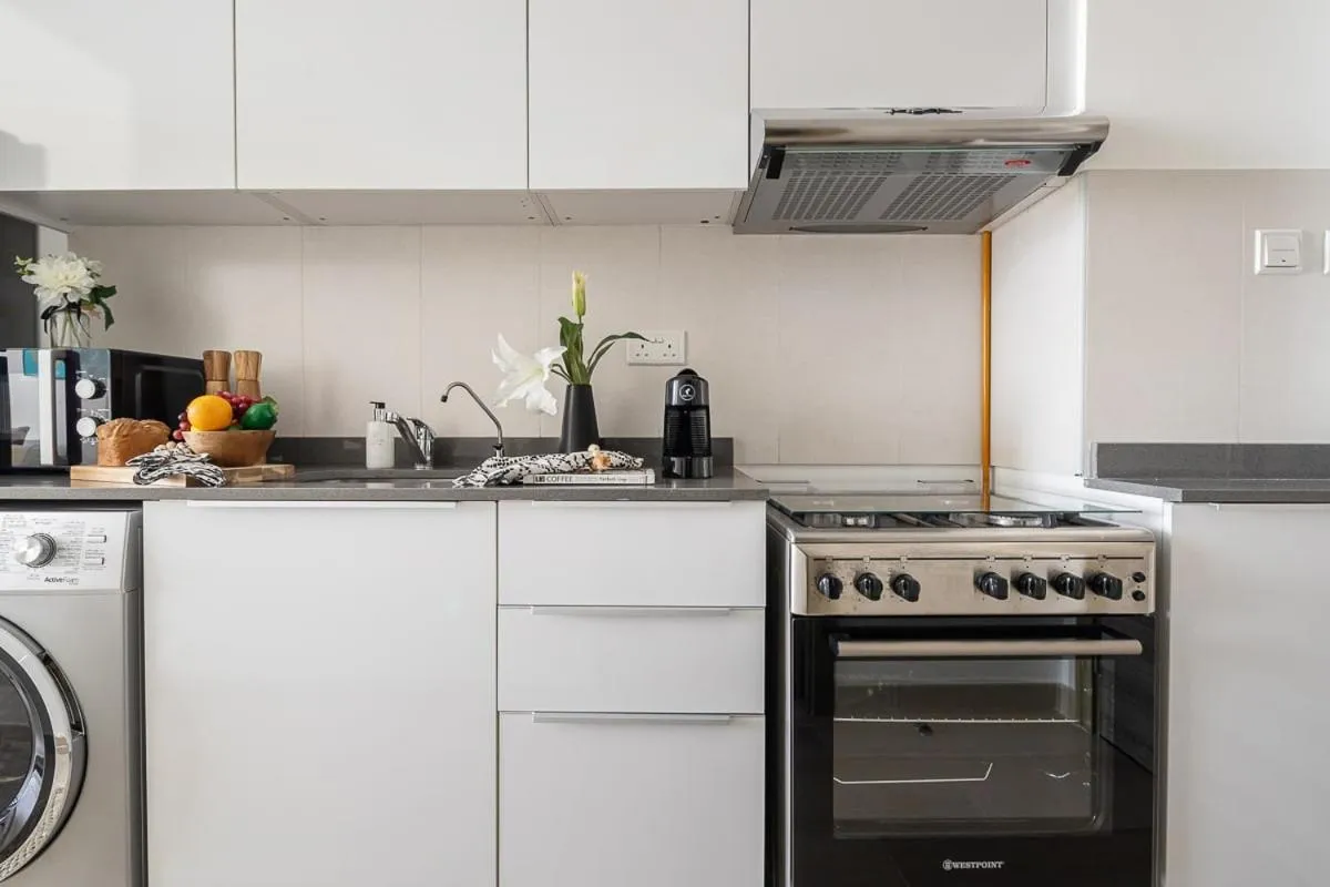 Frank Porter - Bloom Heights