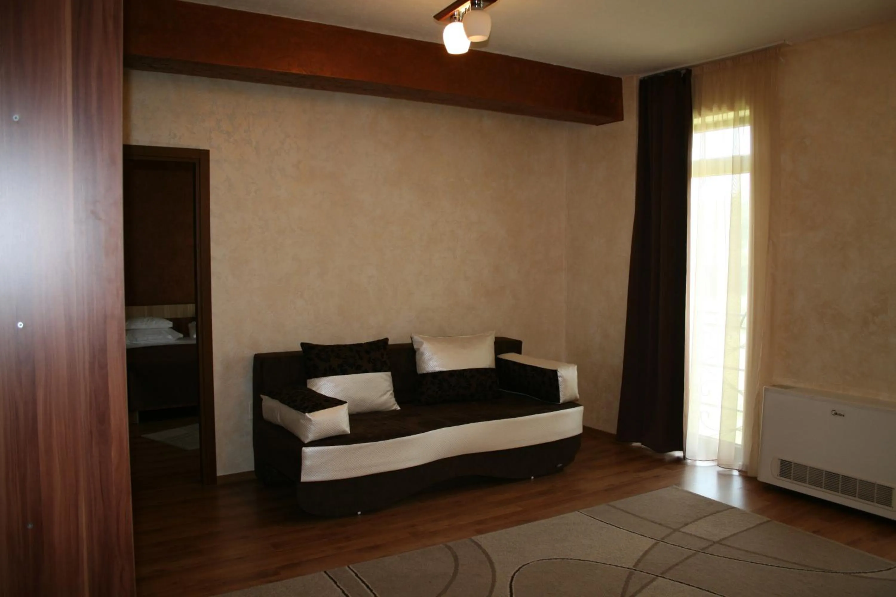 Photo of the whole room, Bed in Hotel Hyperion