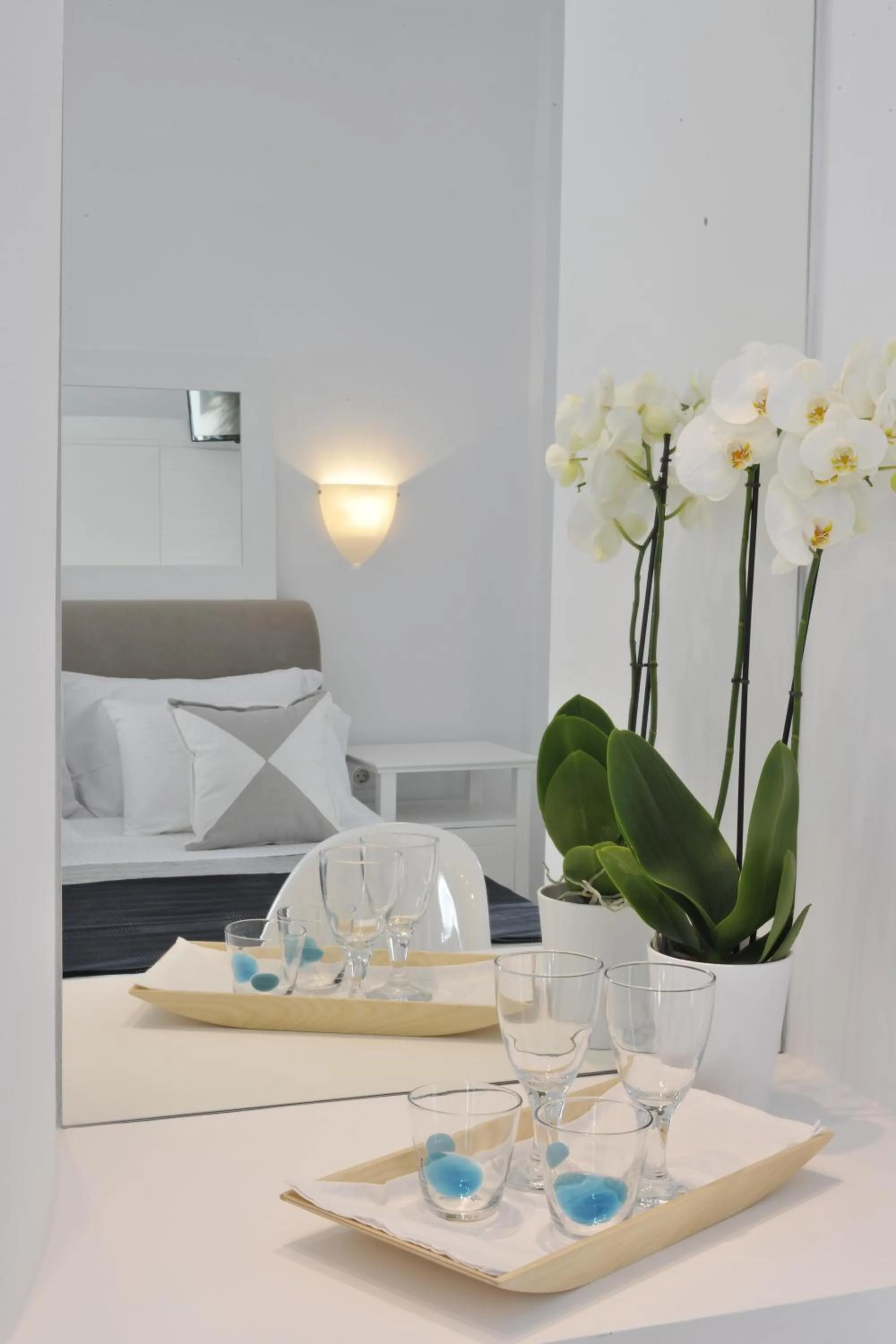 Decorative detail, Bed in Romantica Suites