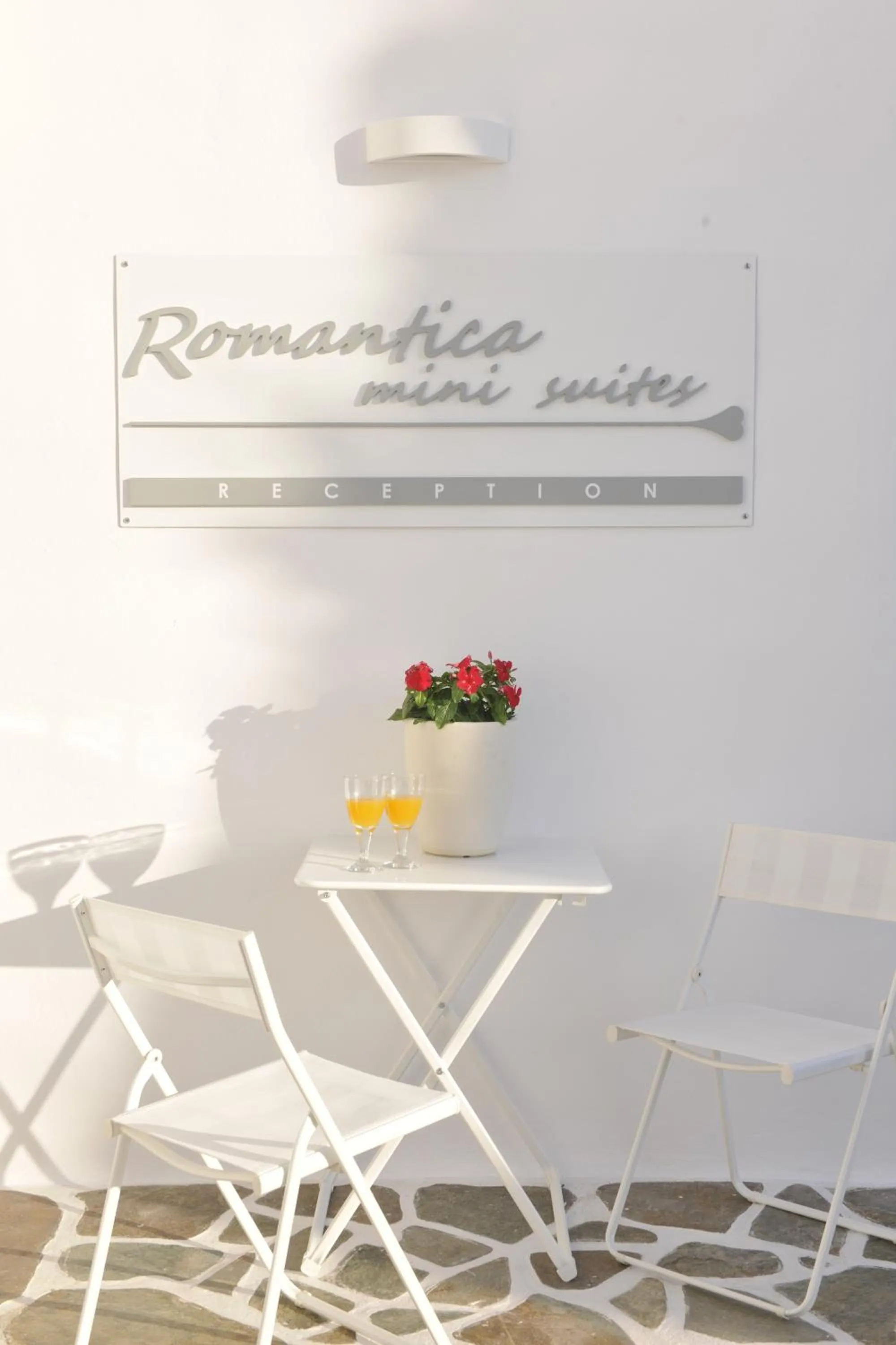 Lobby or reception in Romantica Suites