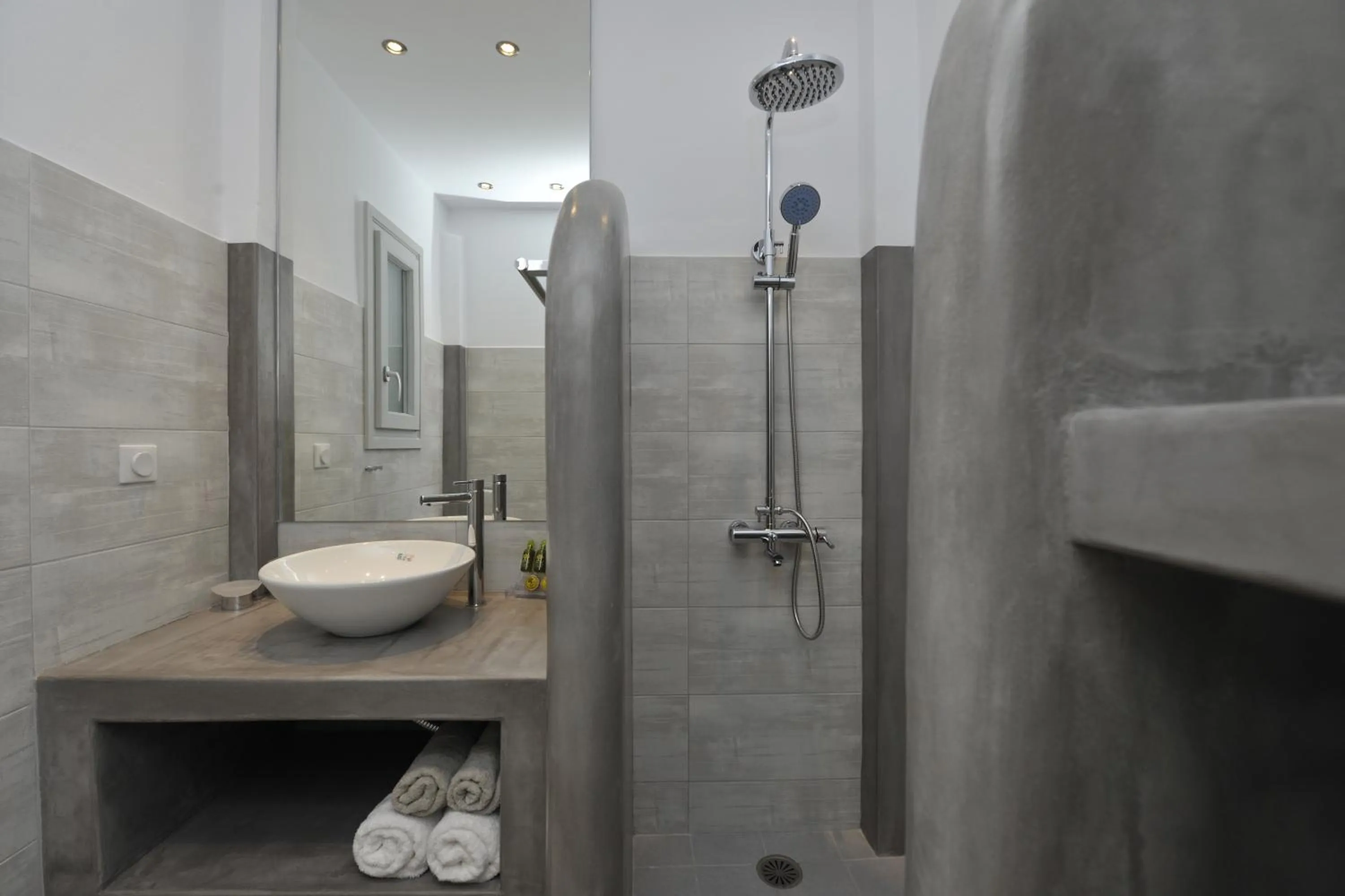 Bathroom in Romantica Suites