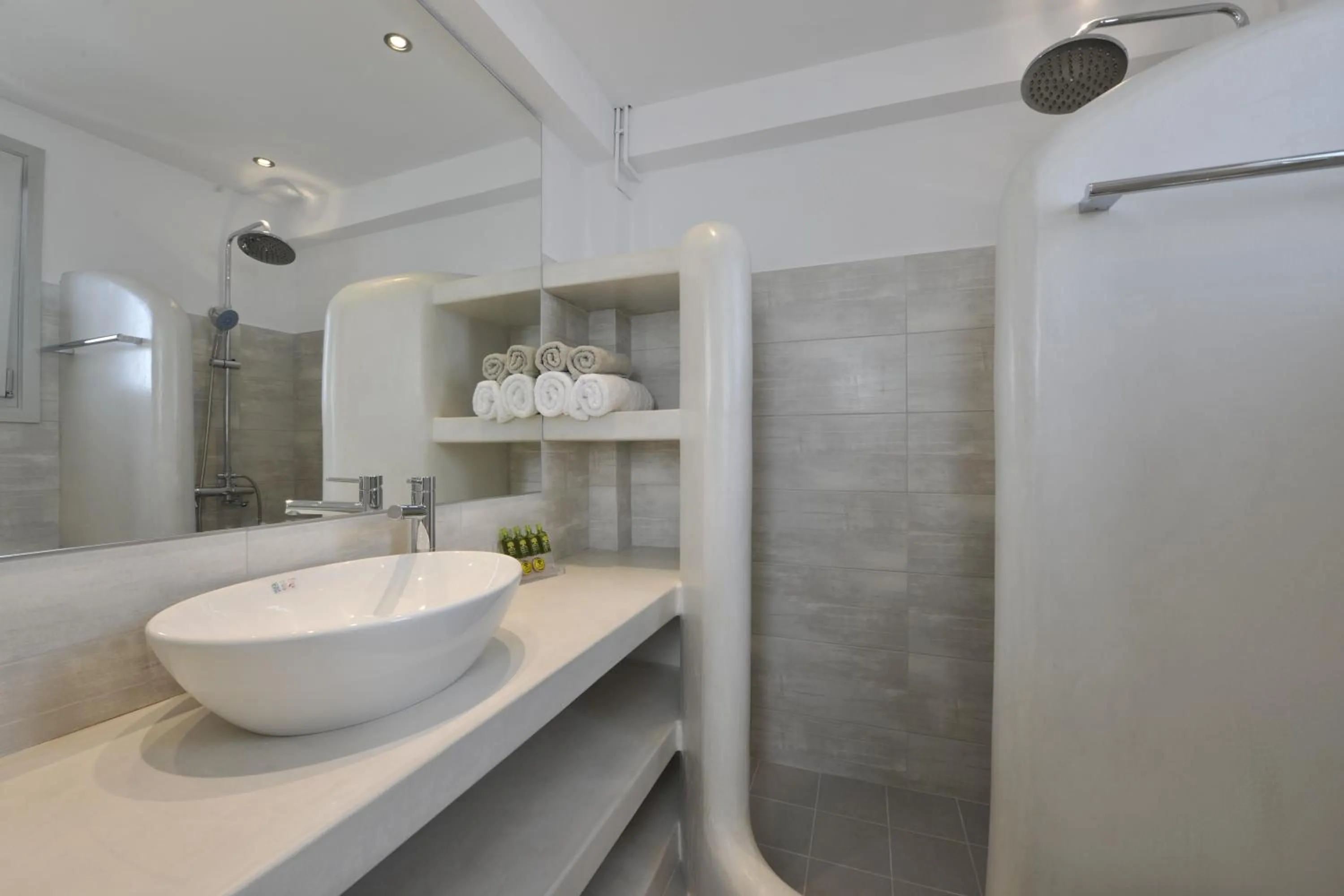 Bathroom in Romantica Suites